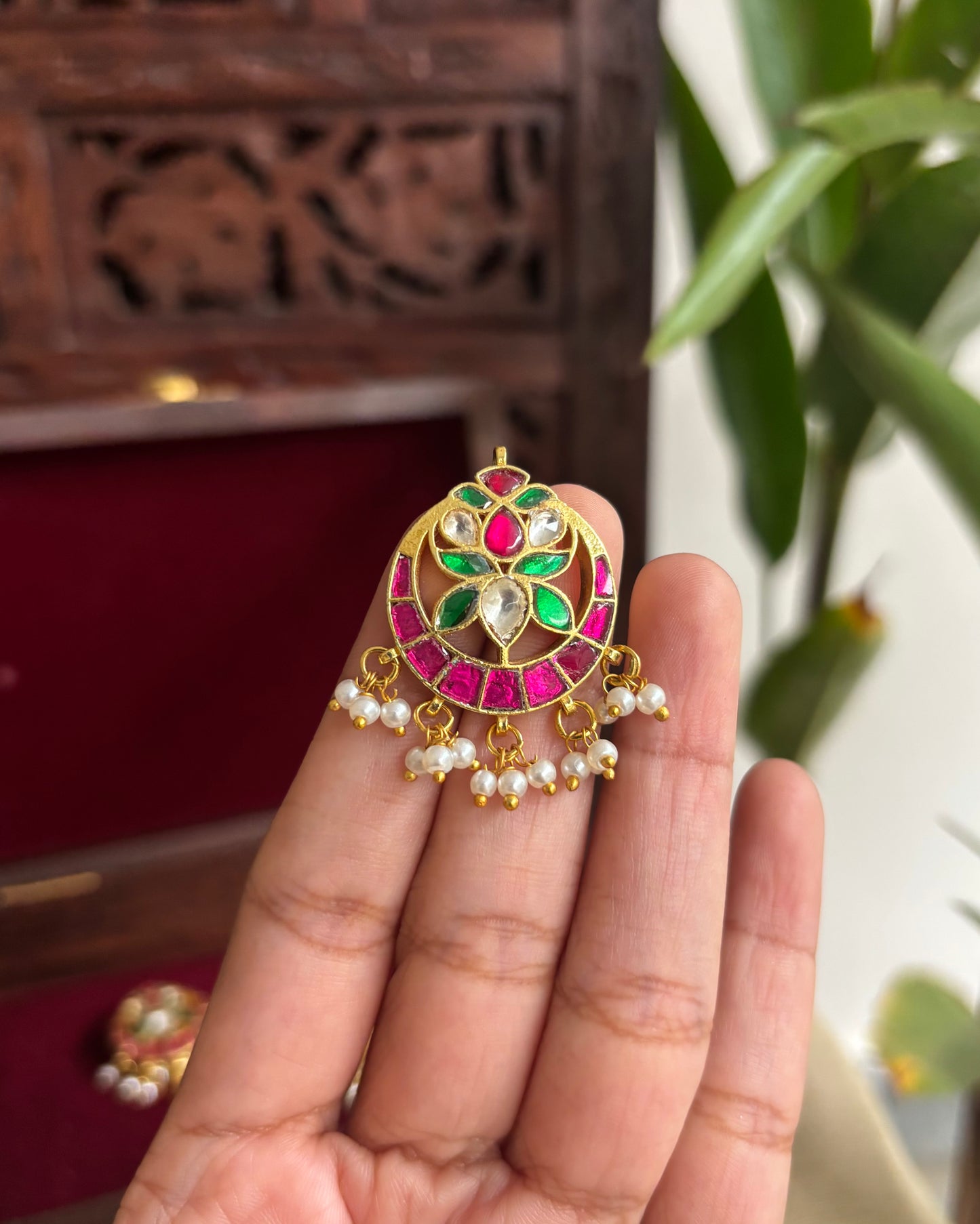 Handcrafted Floral Hair Pins – Jadau Kundan & Pearls | HA167