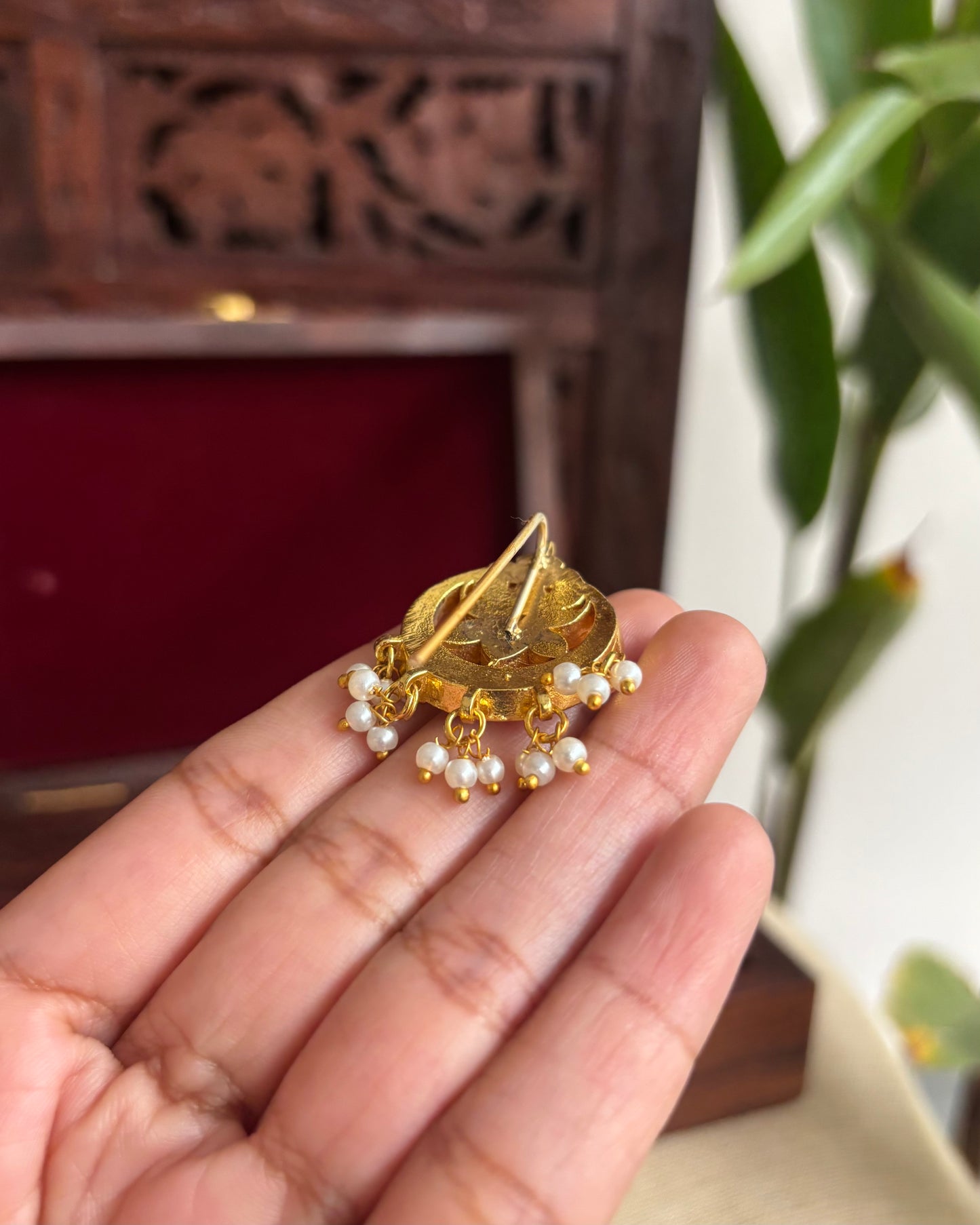 Handcrafted Floral Hair Pins – Jadau Kundan & Pearls | HA167