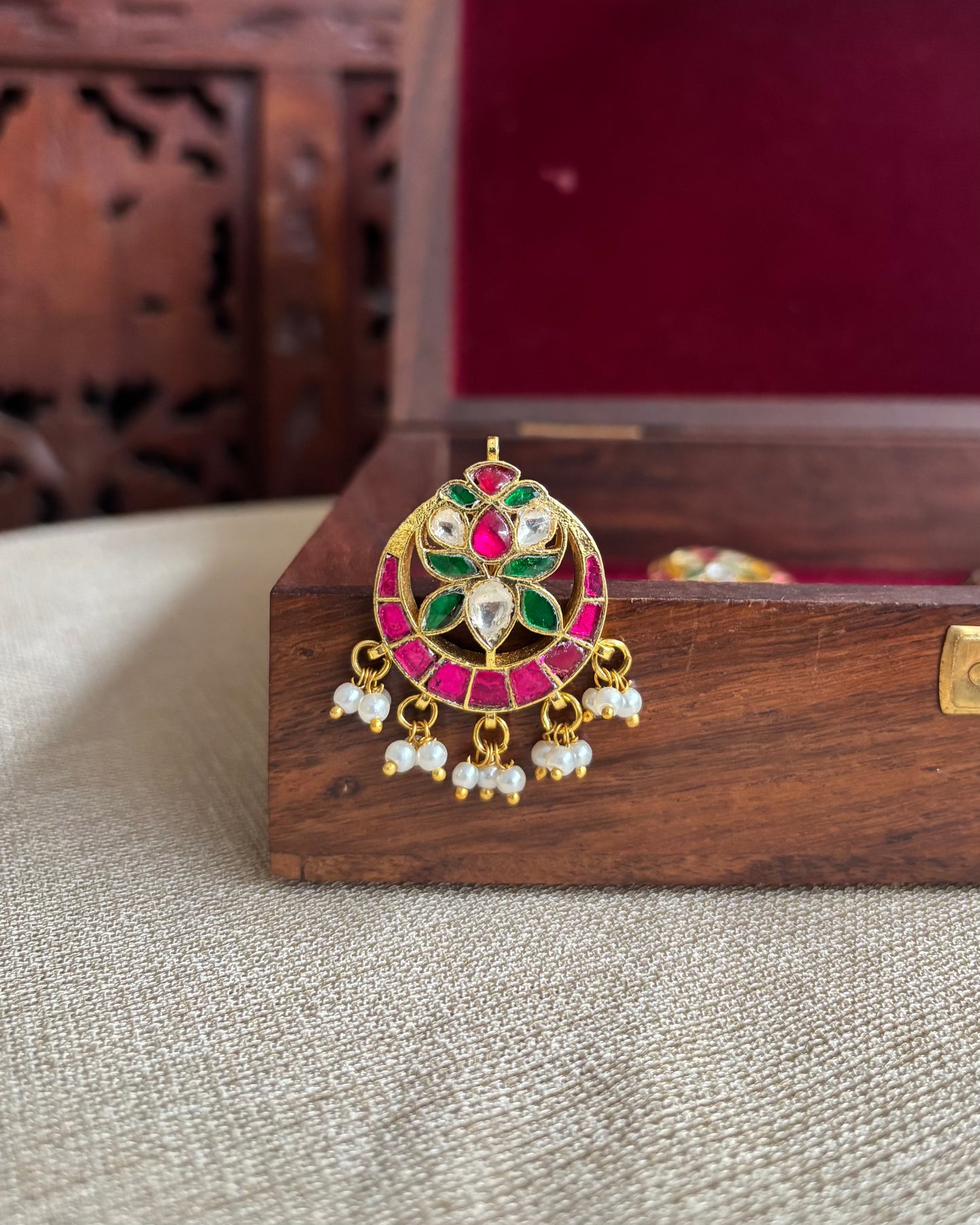 Handcrafted Floral Hair Pins – Jadau Kundan & Pearls | HA167