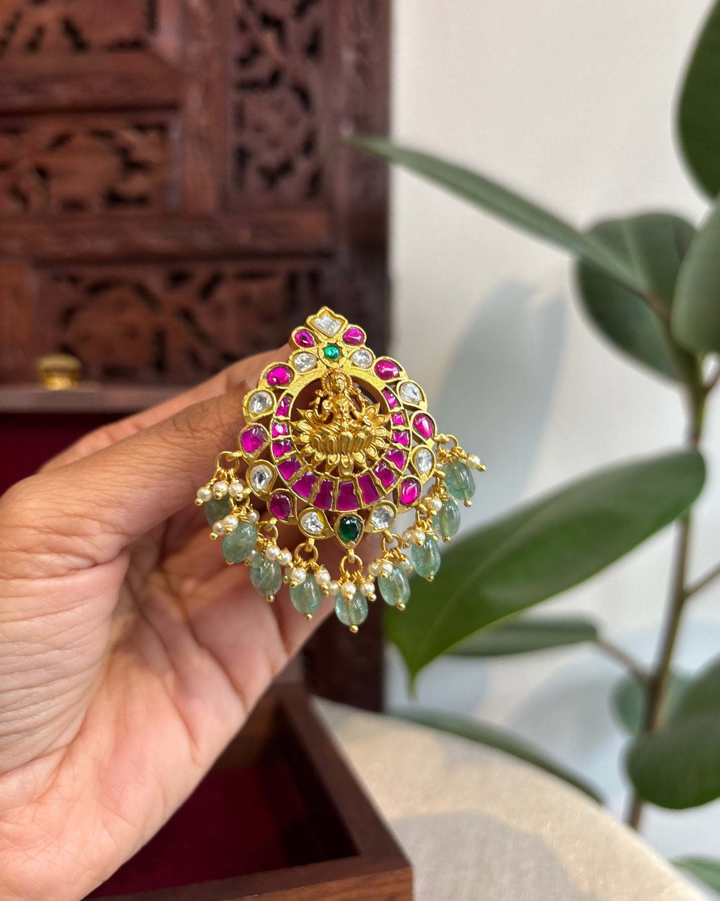 Antique Jadau Kundan Lakshmi Pendant | HA218