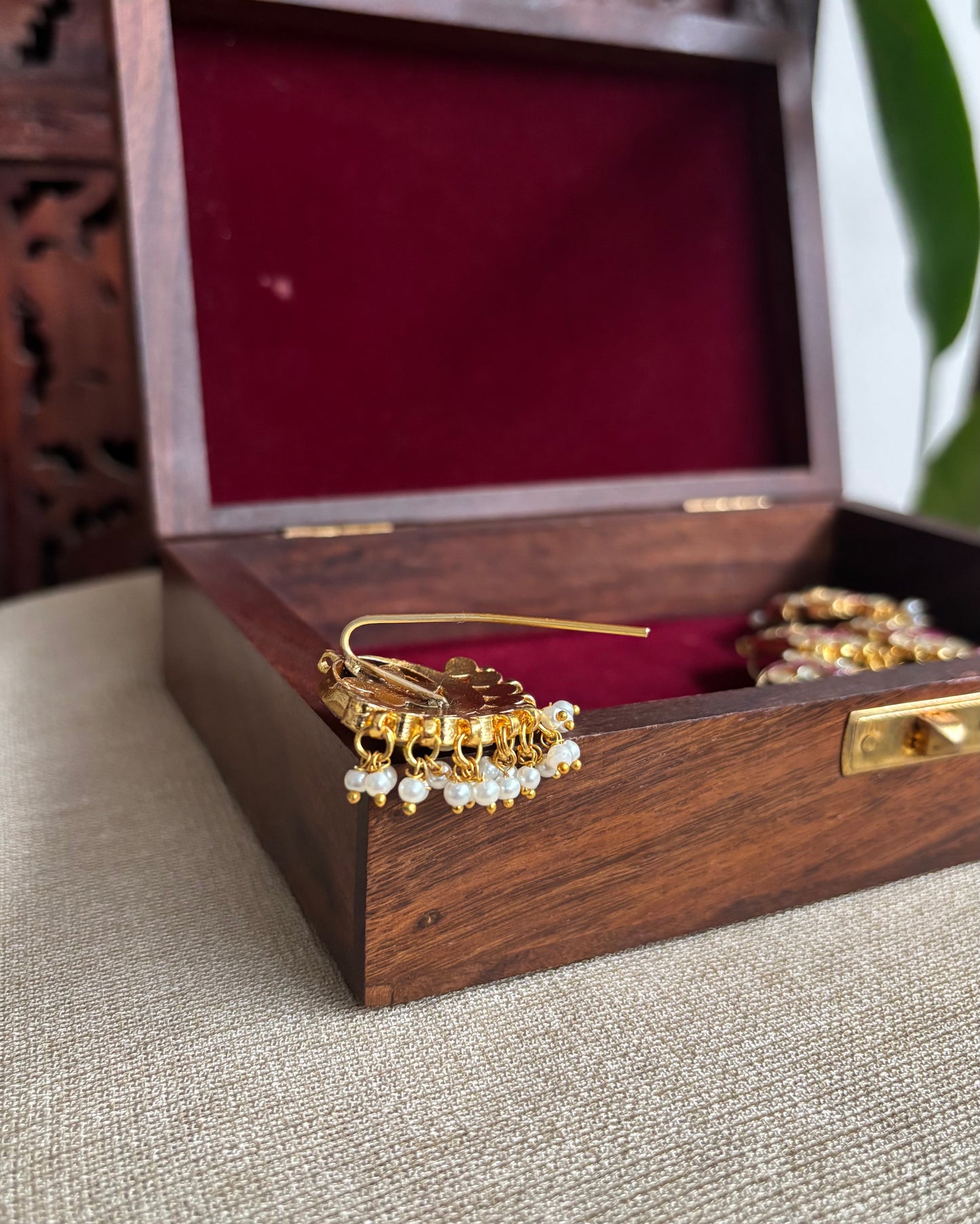 Handcrafted Floral Hair Pins – Jadau Kundan & Pearls | HA168