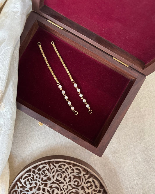 Vintage Impon Straight Ear Chain –  White | EC146