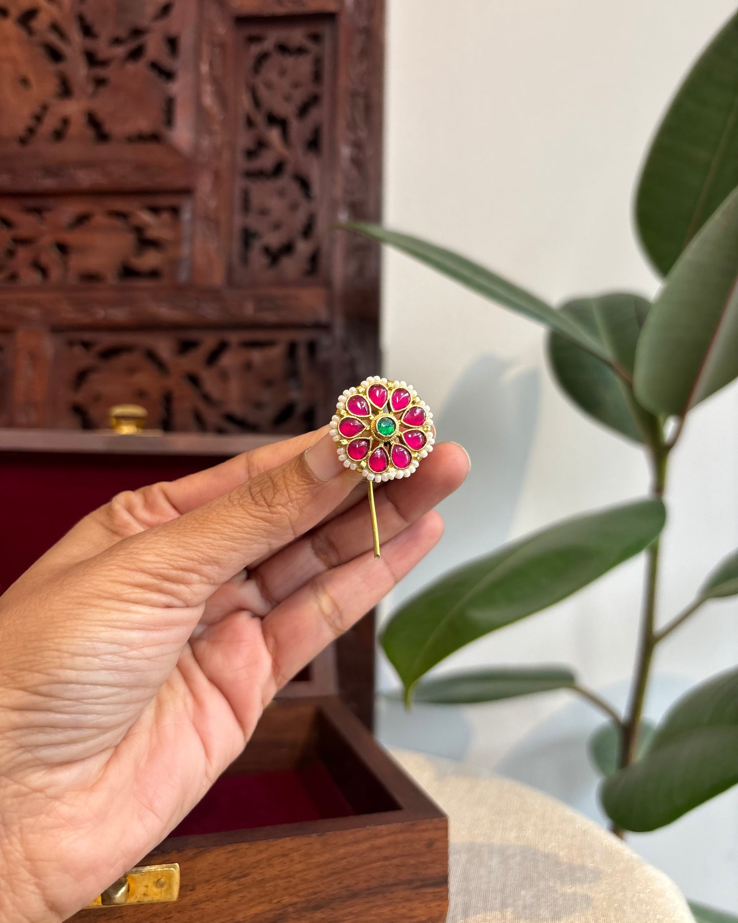 Handcrafted Floral Hair Pins – Jadau Kundan & Pearls | HA228