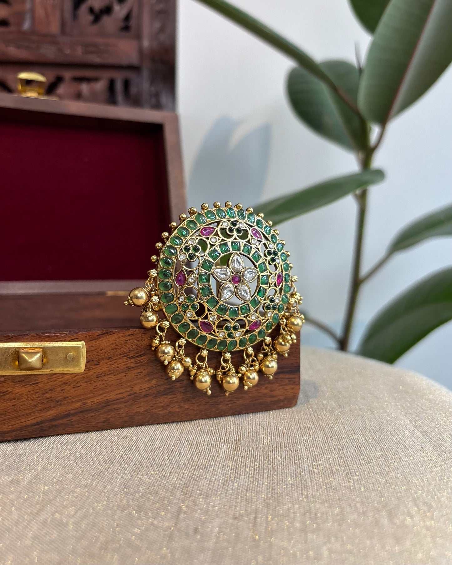 Kemp Floral Round Hair Pendant – Traditional Bridal Hair Jewellery | HA224