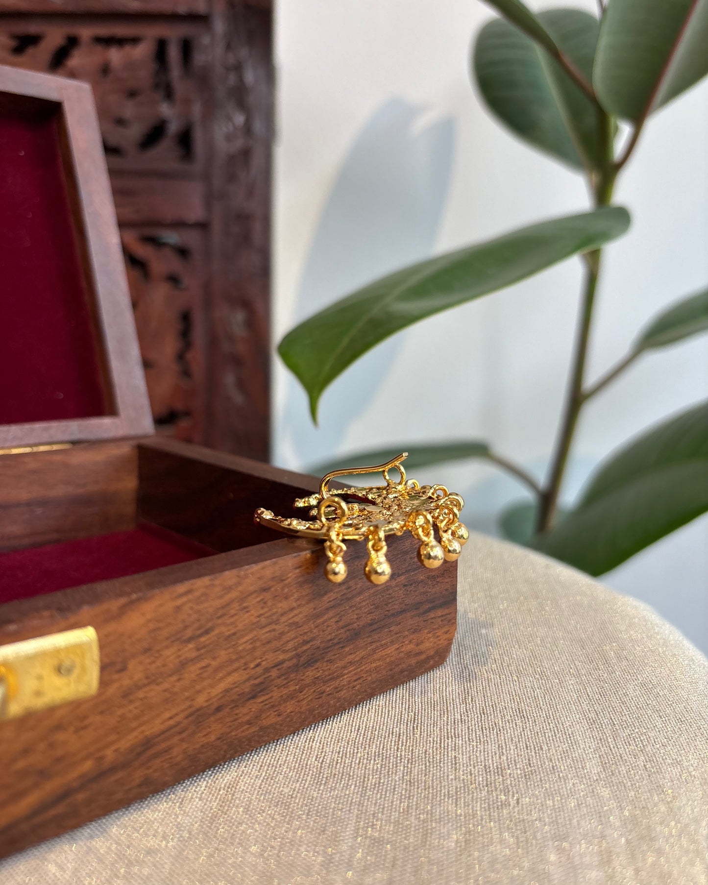 Kundan Chand Hair Pendant – Traditional Bridal Hair Jewellery | HA232