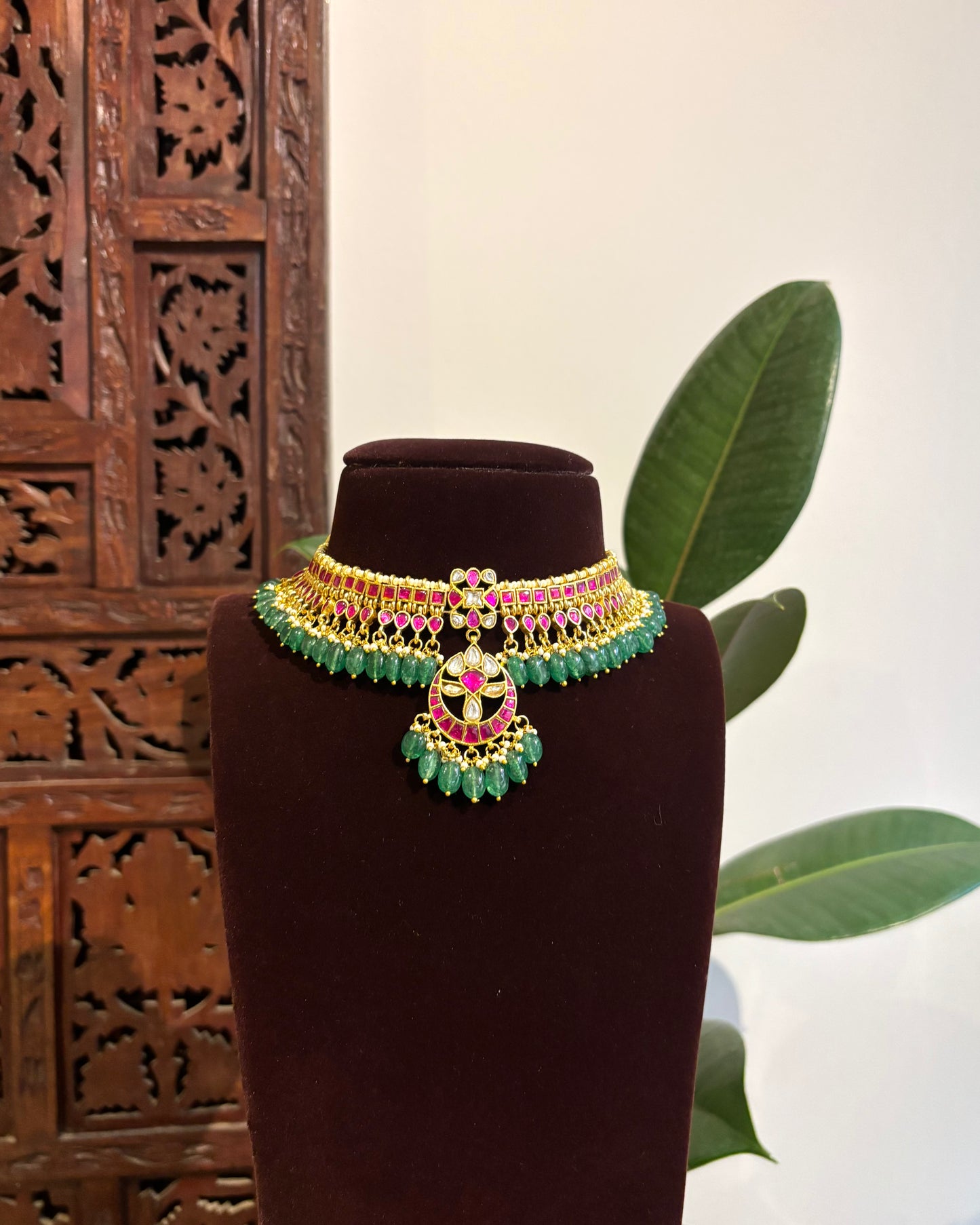 Multicolor Jadau Kundan Choker Necklace with Floral Center Pendant  | NC287