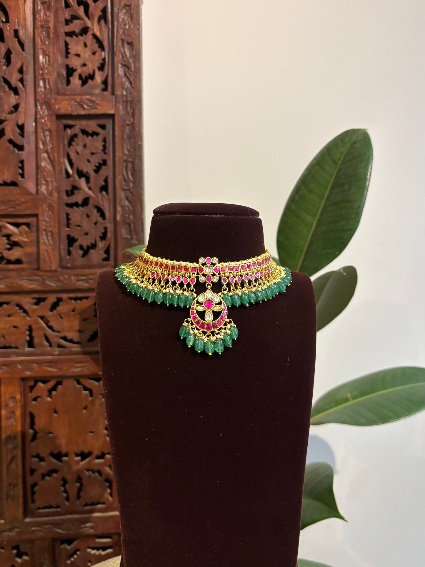 Multicolor Jadau Kundan Choker Necklace with Floral Center Pendant  | NC287