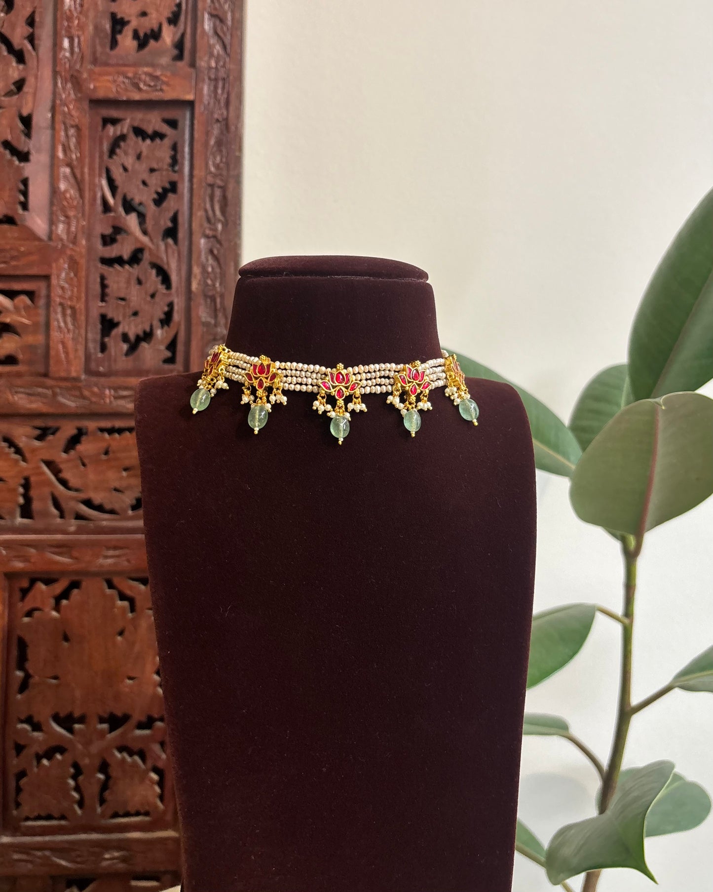 Kundan Lotus Motif Choker with Real Keshi Pearls & Matching Earrings | Varna Edit | NC284