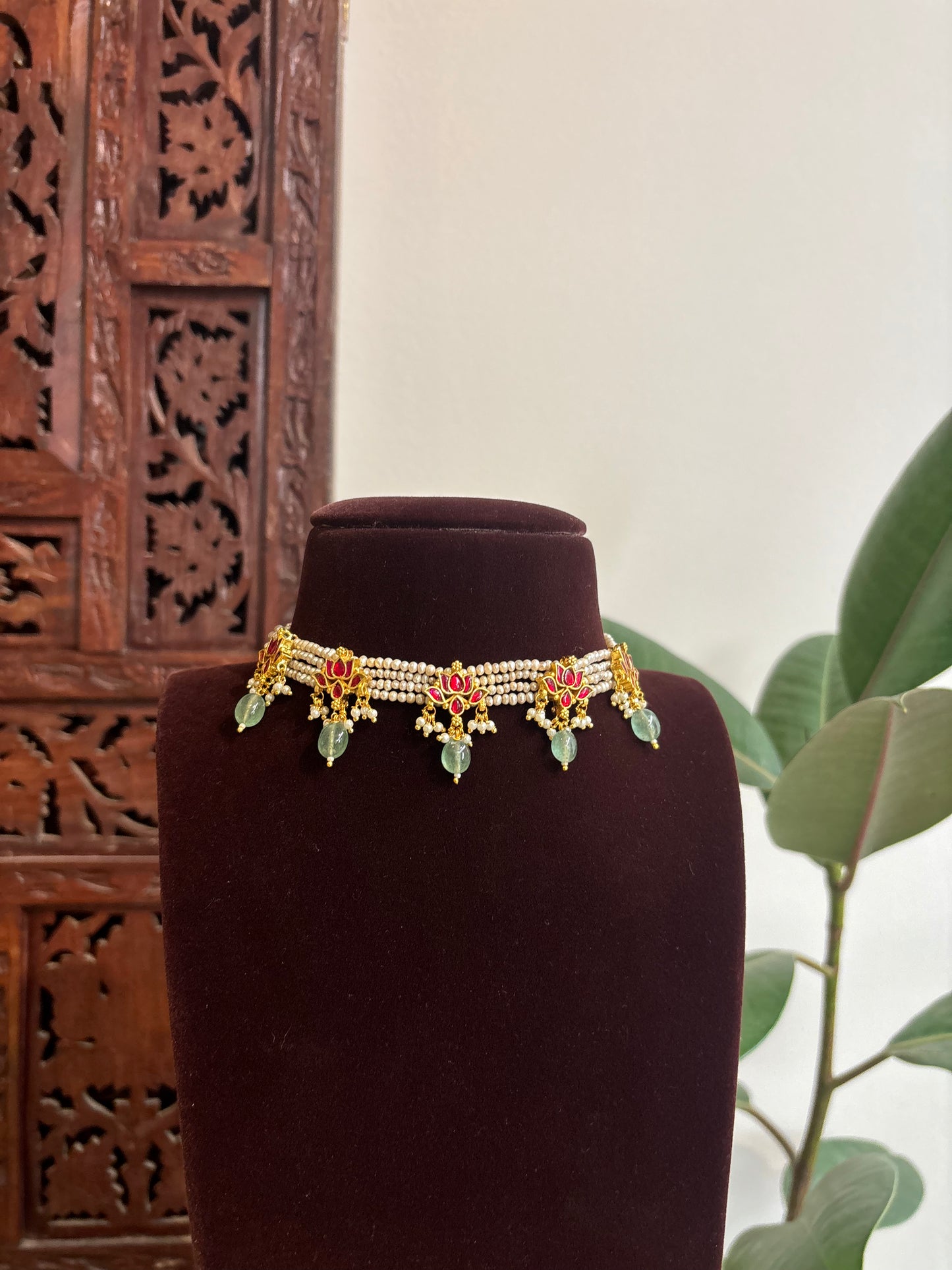 Kundan Lotus Motif Choker with Real Keshi Pearls & Matching Earrings | Varna Edit | NC284