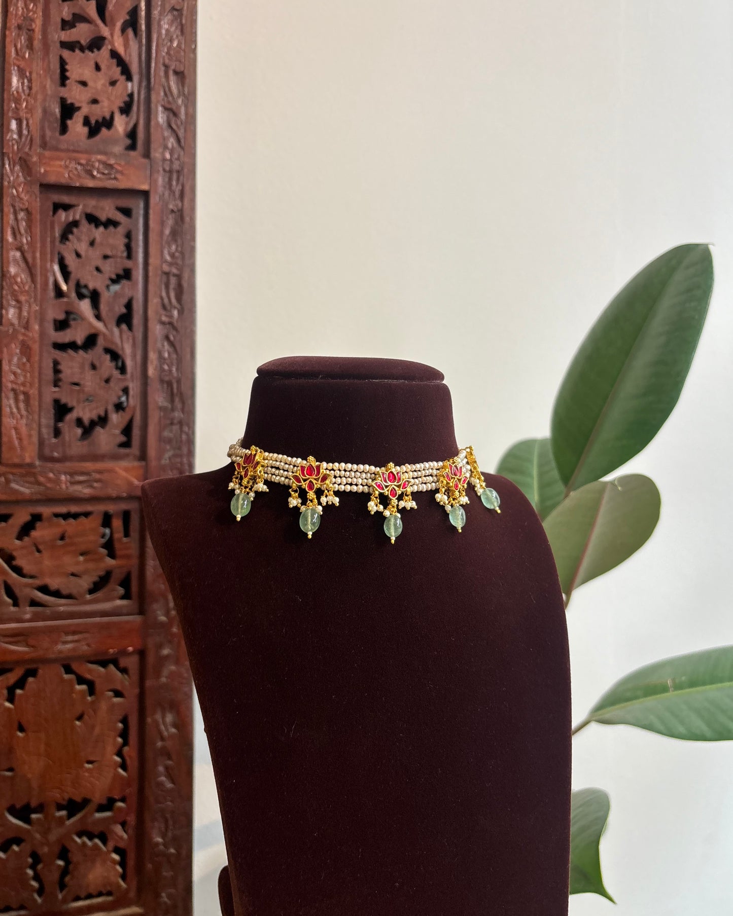 Kundan Lotus Motif Choker with Real Keshi Pearls & Matching Earrings | Varna Edit | NC284