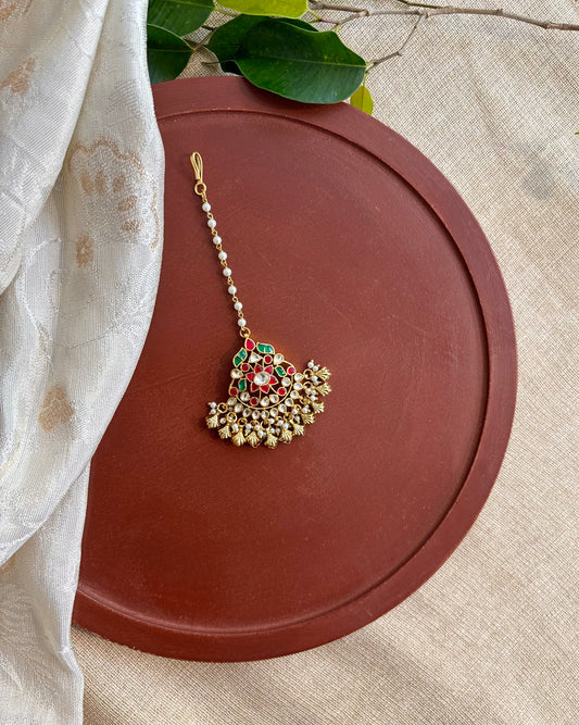 Minimal Kundan Maang Tikka with Pearl Chain | MT166