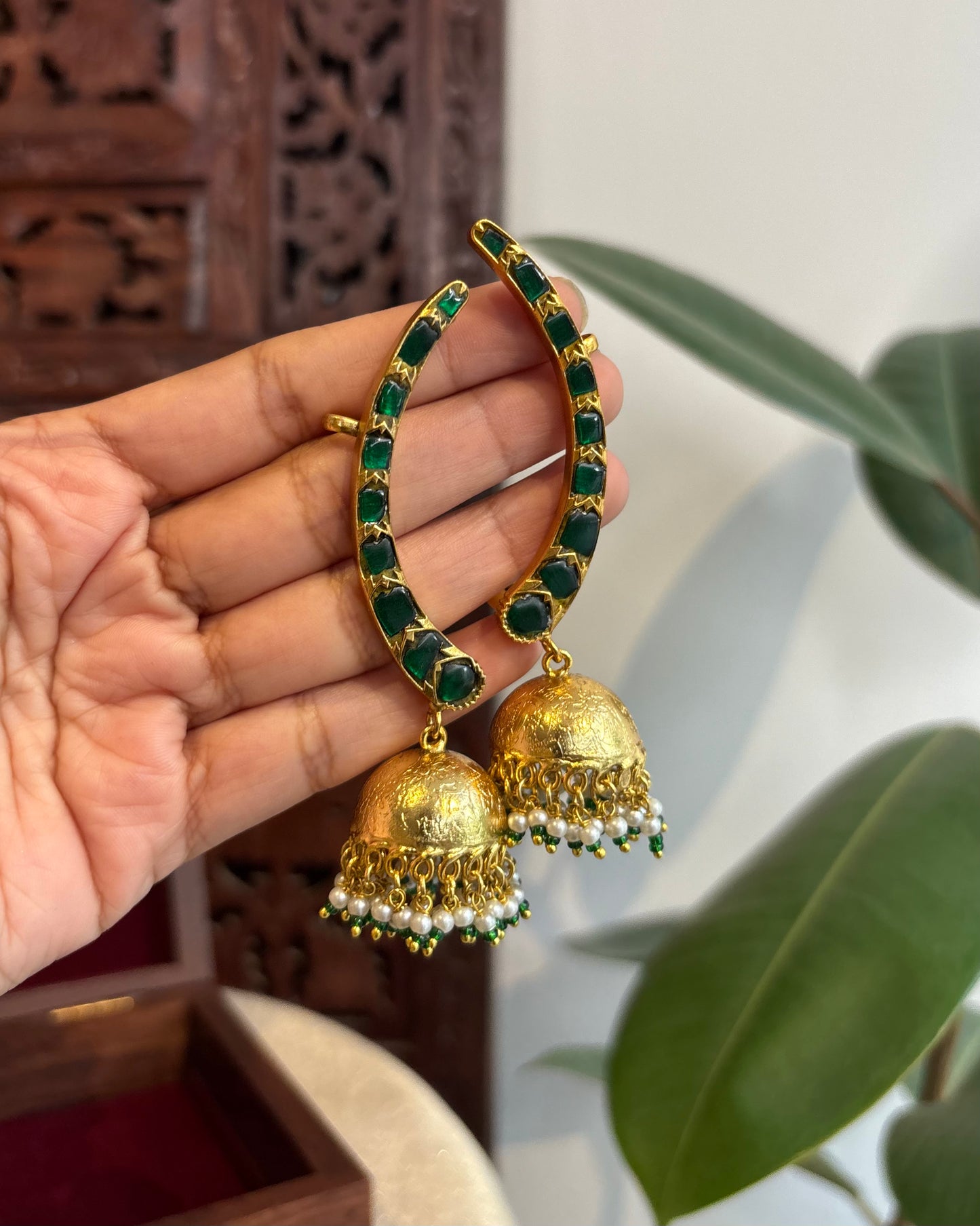 Minimal Contemporary Ear Cuff Earrings | Green | ER205