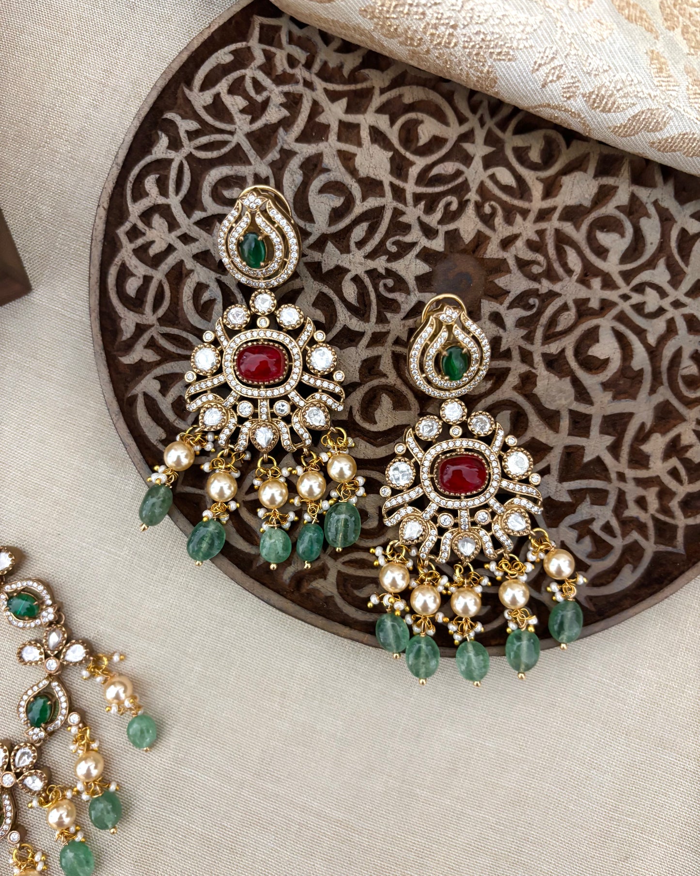Victorian Pearls Necklace with Earrings | NC115