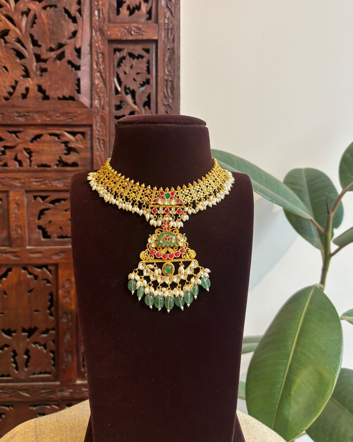 Kundan Statement Necklace with Lotus Pendant and Matching Earrings | NC289