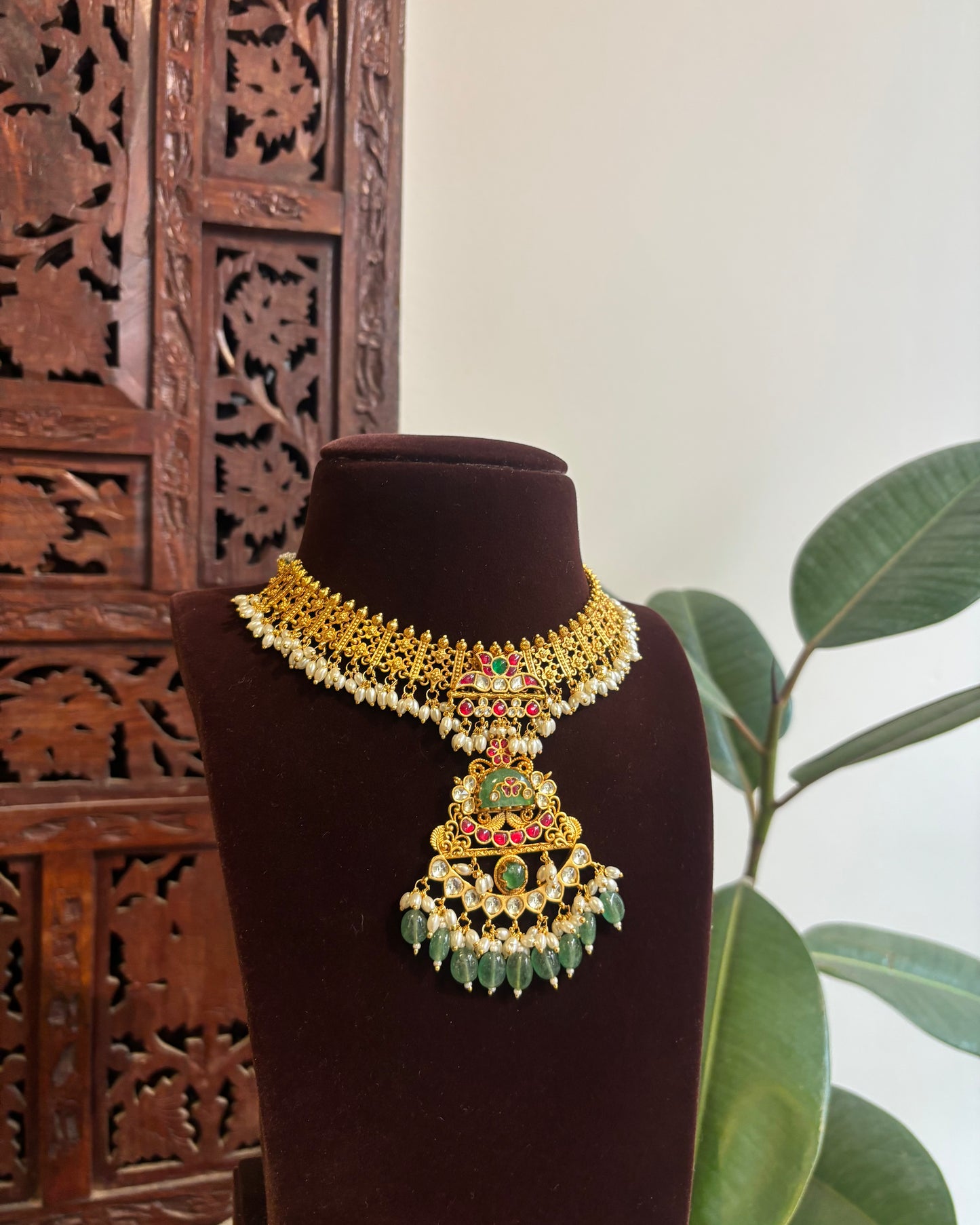 Kundan Statement Necklace with Lotus Pendant and Matching Earrings | NC289