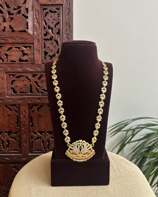 Vintage Impon Peacock Necklace Set with Matching Earrings – White | NC395