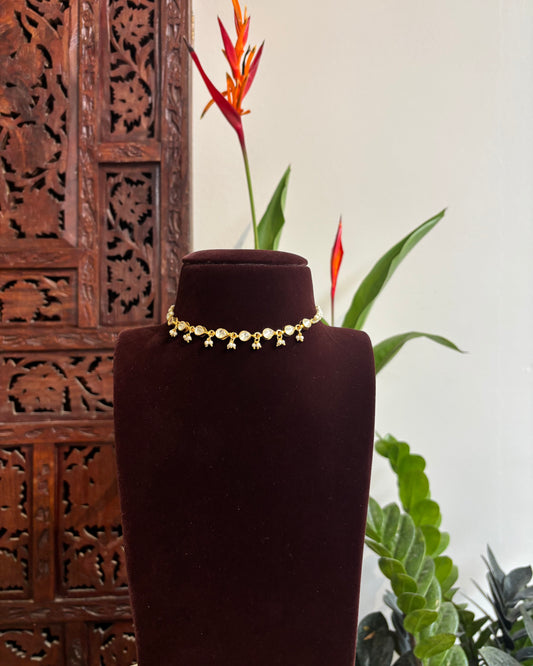 Minimal White Floral Pearl Choker Necklace | NC182