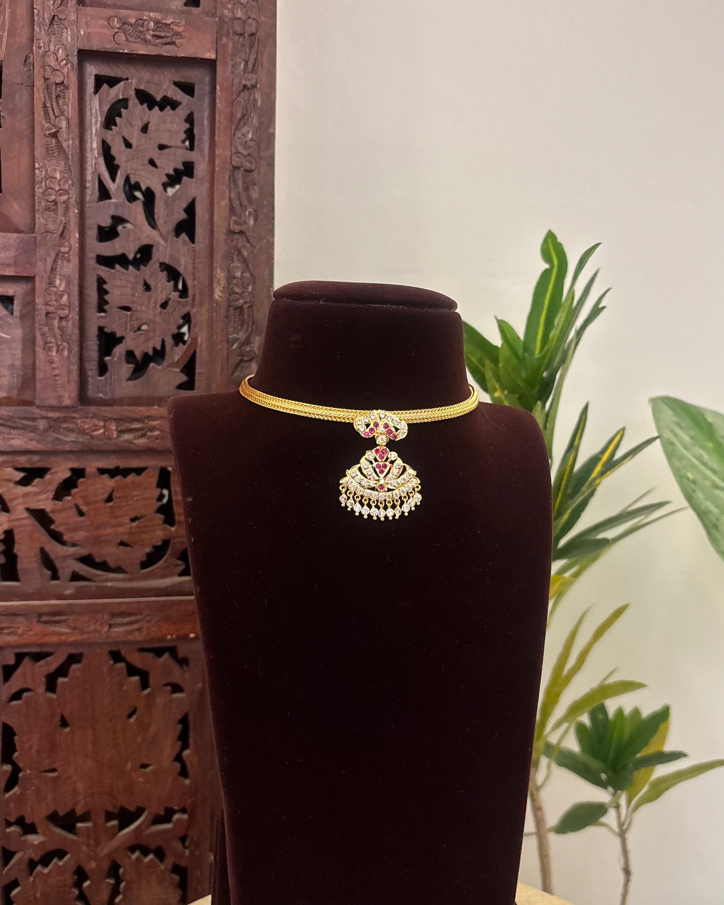 Floral Motif Impon Pendant Attigai Necklace – Multi Colour | NC593