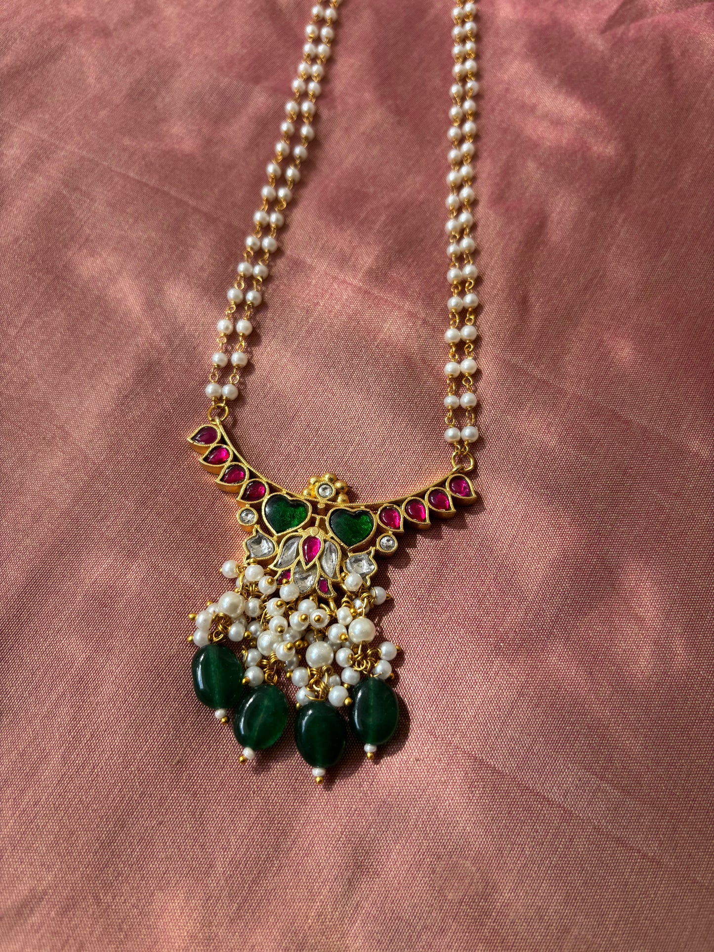 Lotus Bloom Pendant – Jadau Kundan & Pearl Chain | NC039