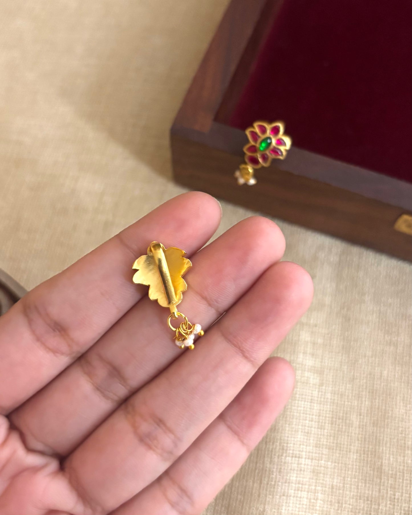 Multicolor Floral Gold-Finish Jadau Bugadi | ER158