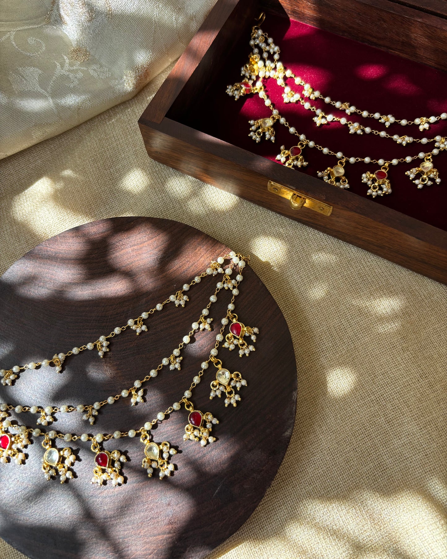 Minimal Jadau Kundan Three-Layer Pearl Ear Chain – Ruby & White | EC029