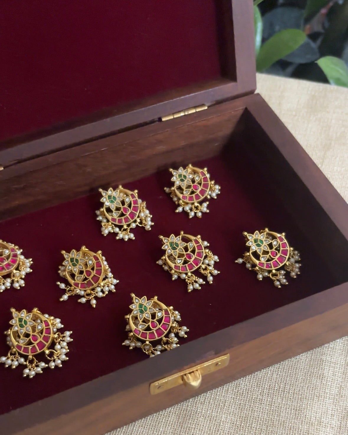 Handcrafted Floral Hair Pins – Jadau Kundan & Pearls | HA196