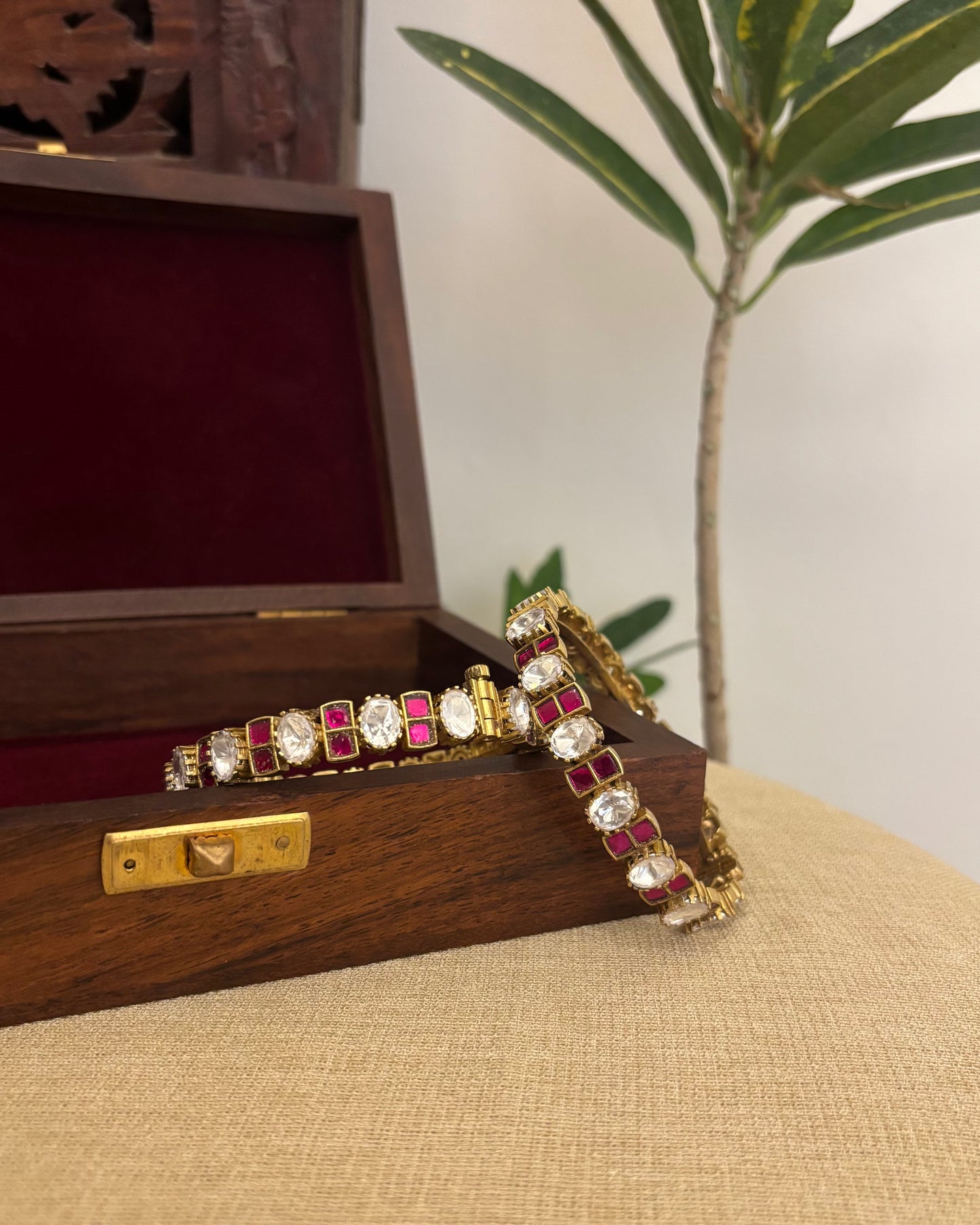 Ruby White Jadau Kundan Bangle | BA90