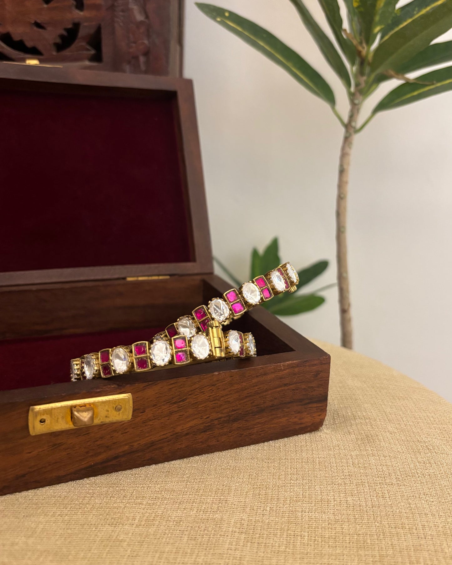 Ruby White Jadau Kundan Bangle | BA90