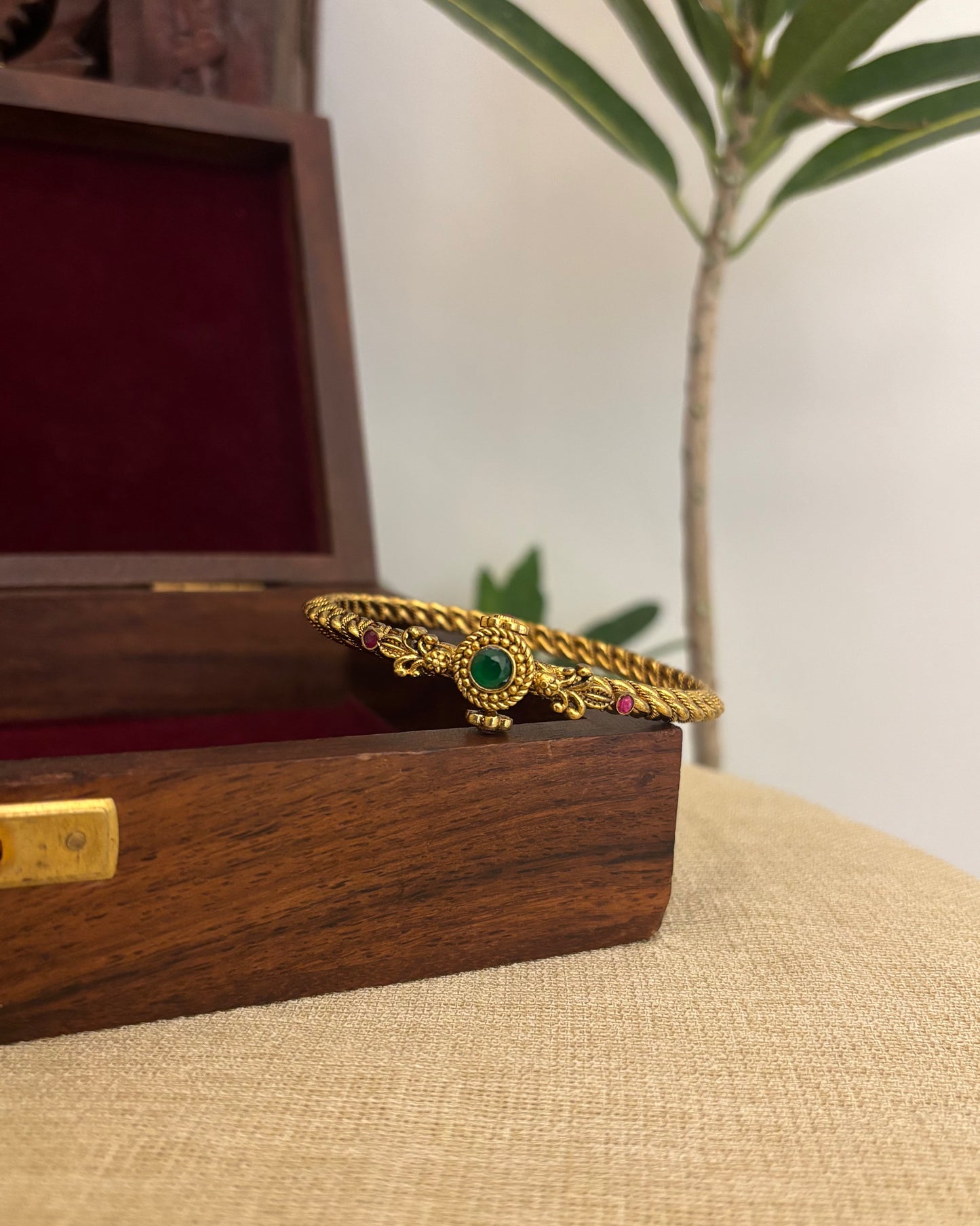 Ruby & Green Jadau Kundan Gold Plated Bangle | BA089