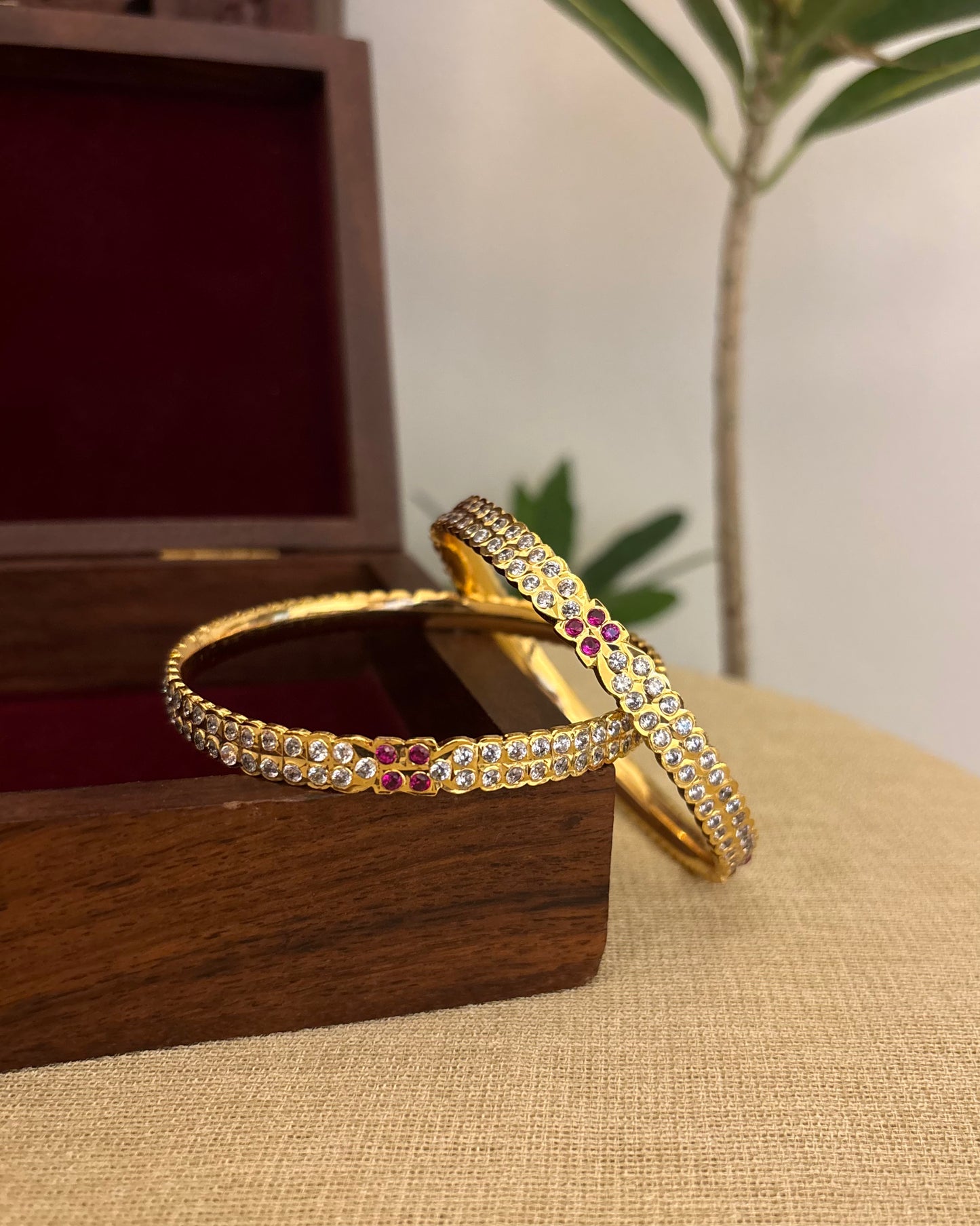 Ruby White Jadau Kundan Bangle | BA092