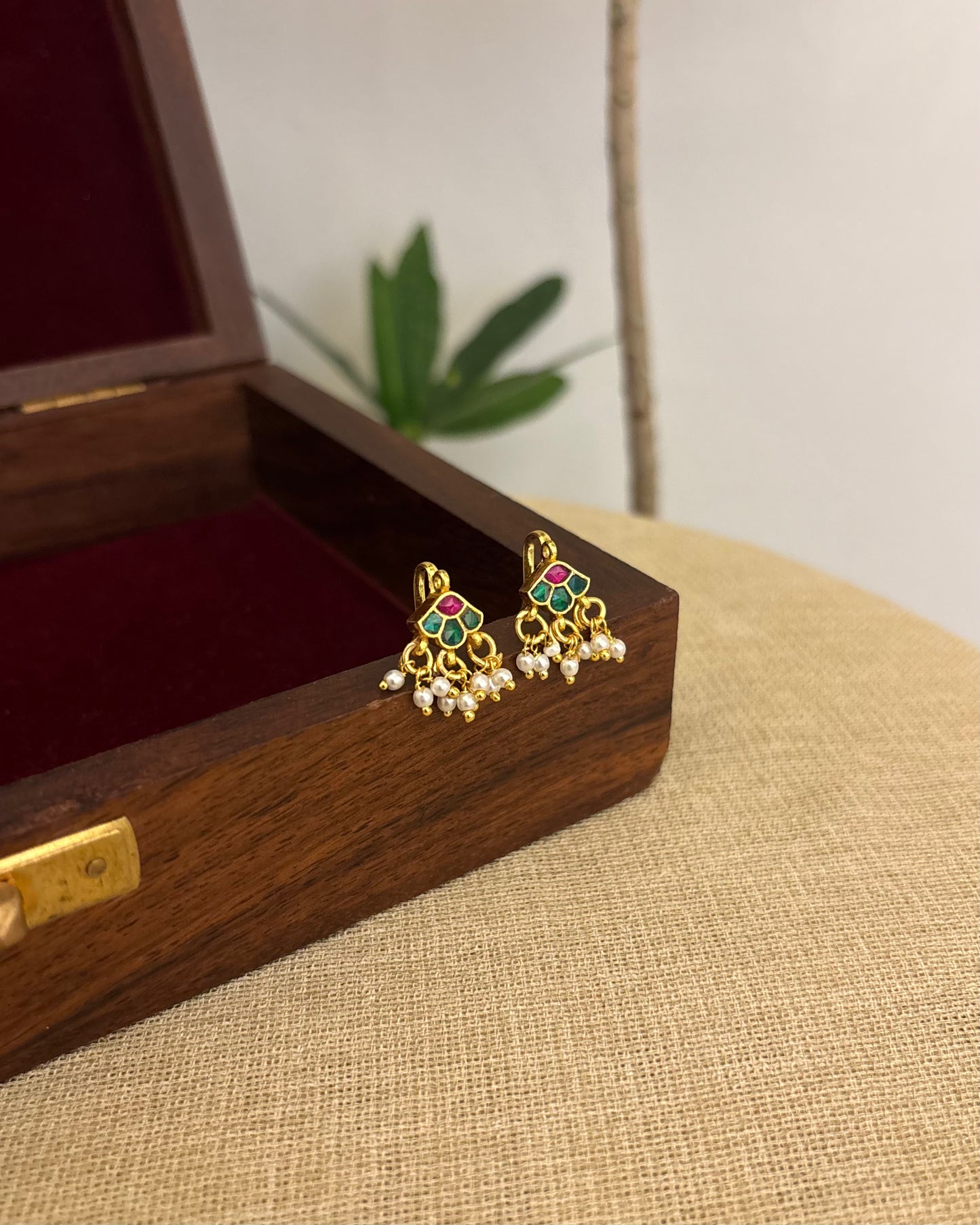Multicolor Floral Gold-Finish Jadau Bugadi | ER361