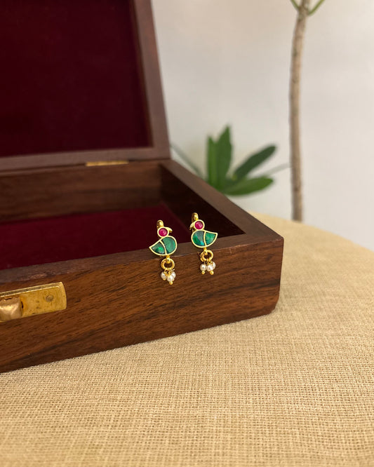 Ruby & Green Handcrafted Peacock Bugadi – Jadau Kundan Ear Accessory | ER363