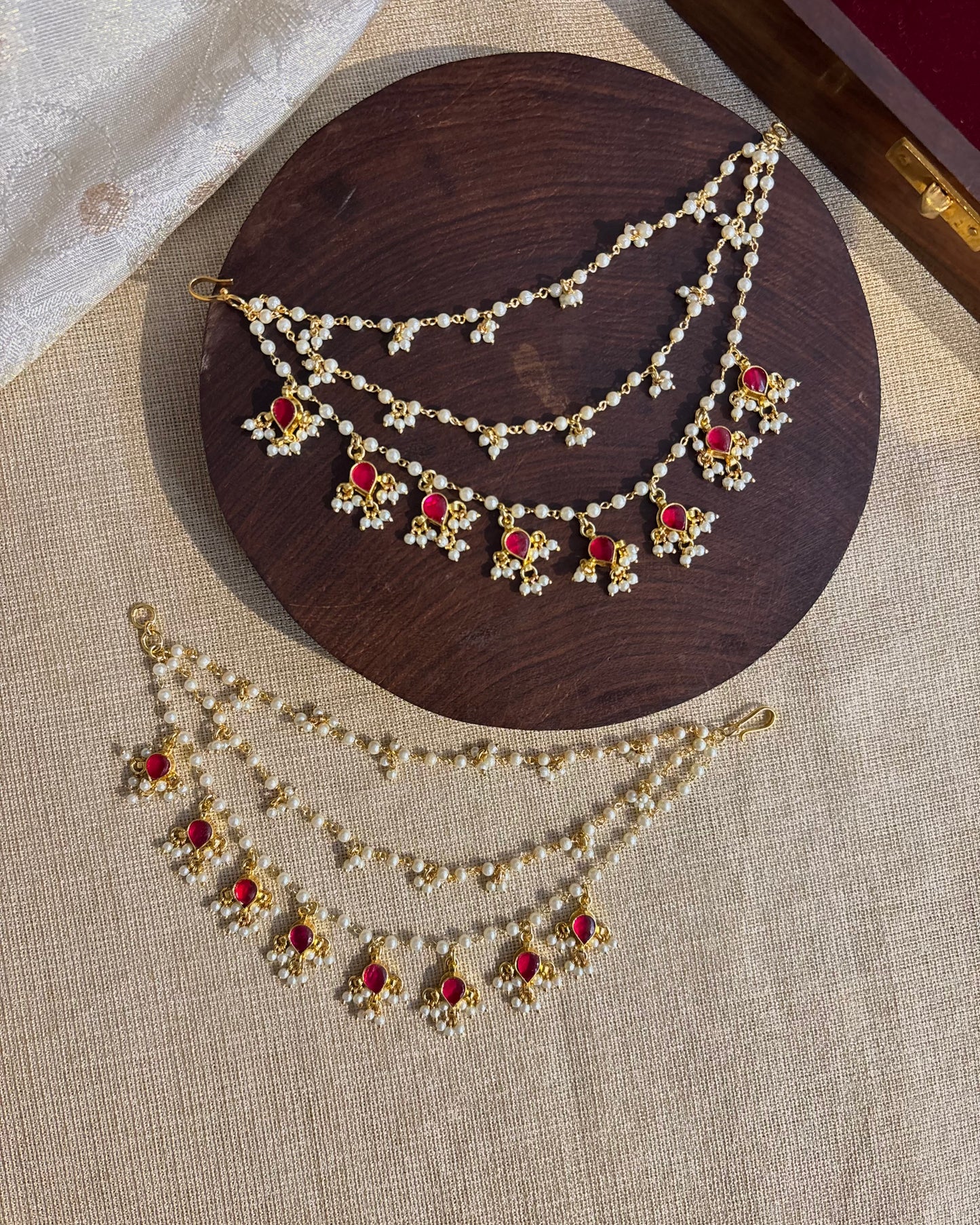 Minimal Jadau Kundan Three-Layer Pearl Ear Chain – Ruby & White | EC098