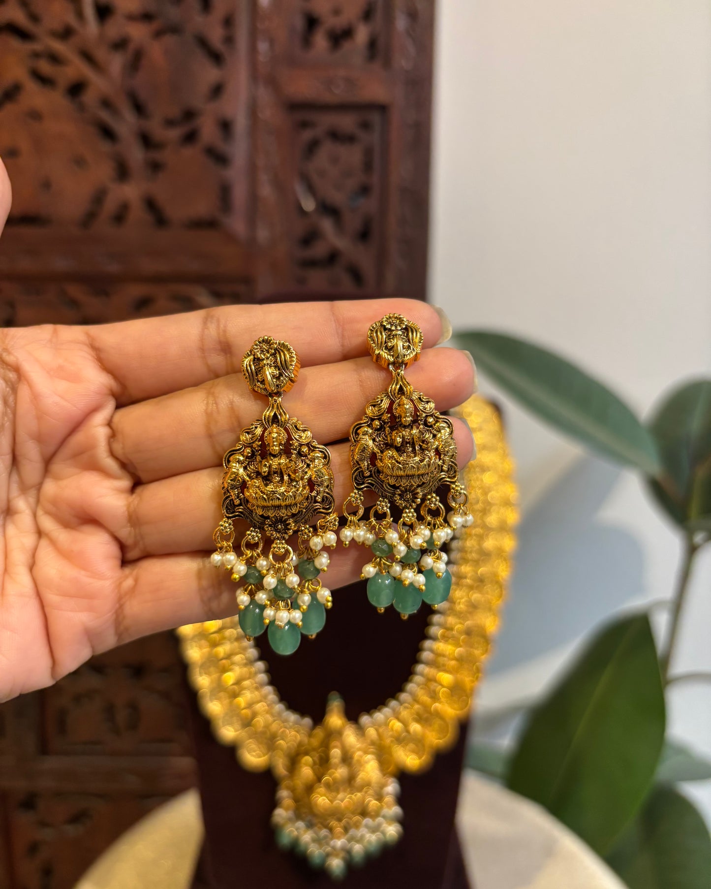 Antique Kaasu Haram with Laksmi Pendant | NC302