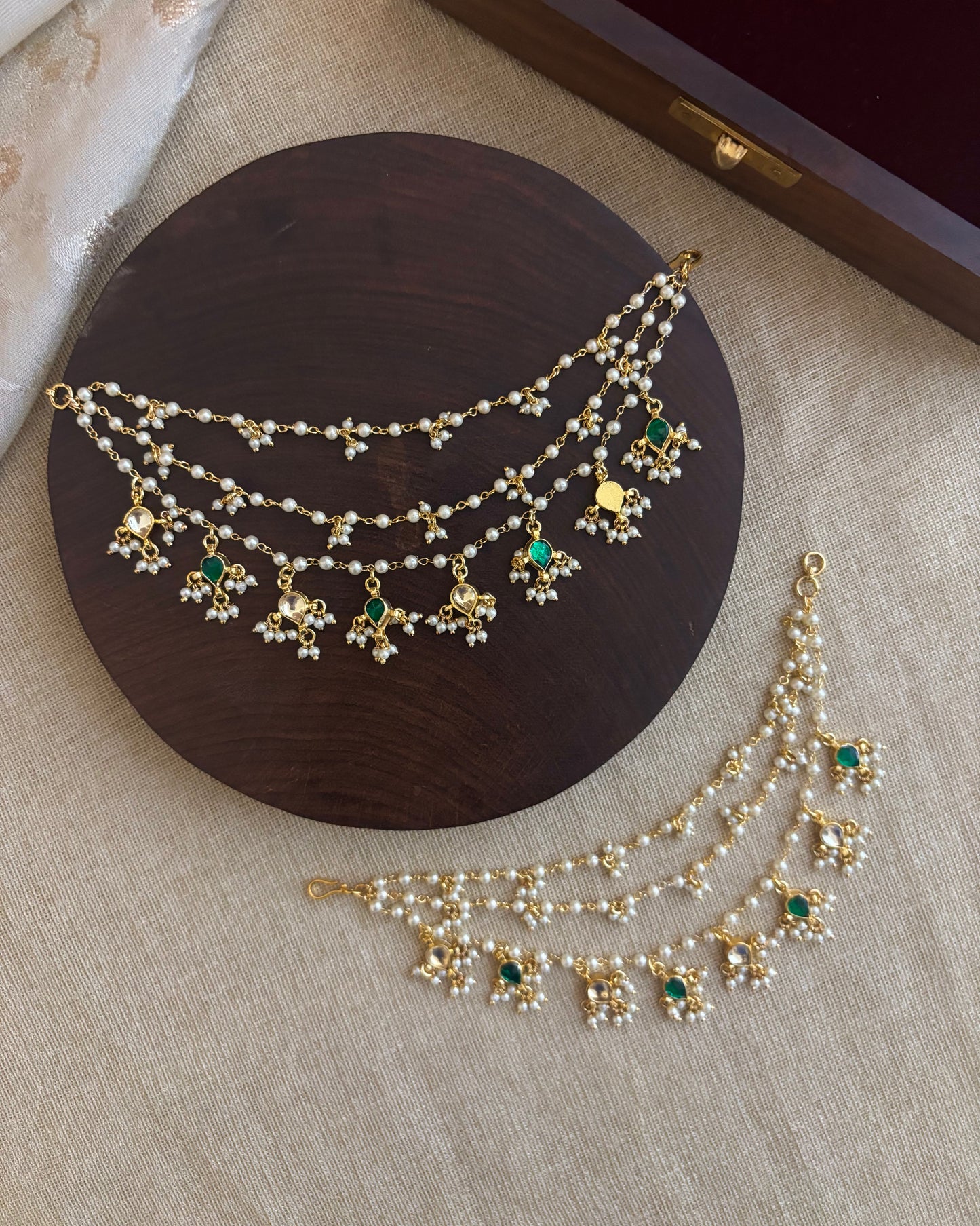 Minimal Jadau Kundan Three-Layer Pearl Ear Chain – Green & White | EC100