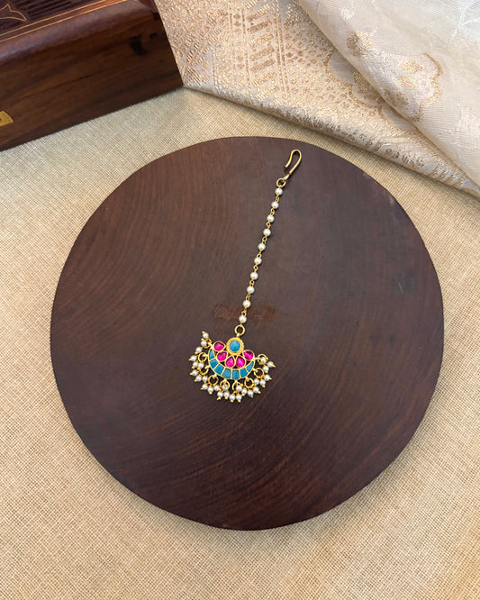 Jadau Kundan Floral Maang Tikka with Pearl Chain | MT086