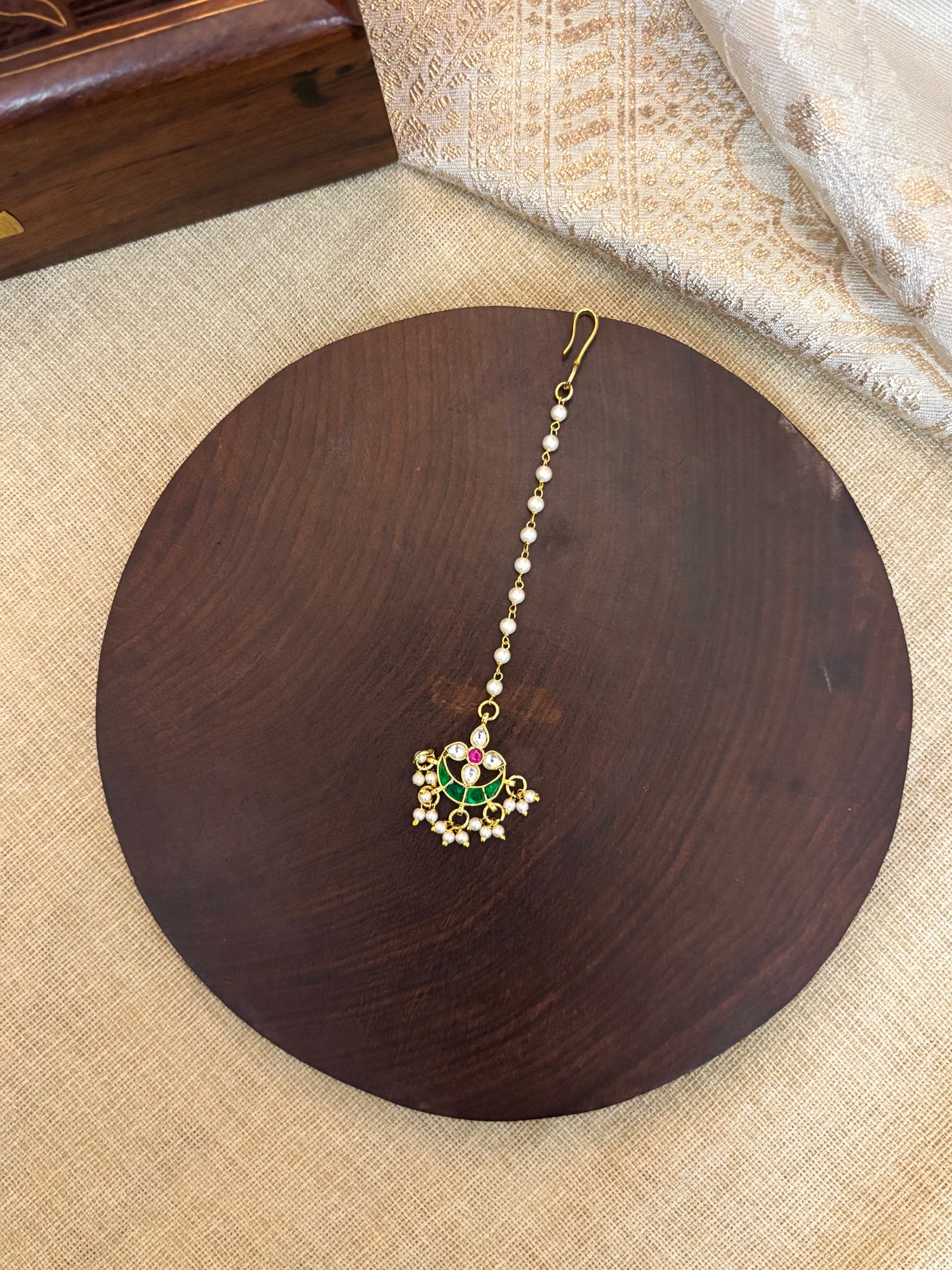 Jadau Kundan Floral Maang Tikka with Pearl Chain | MT087