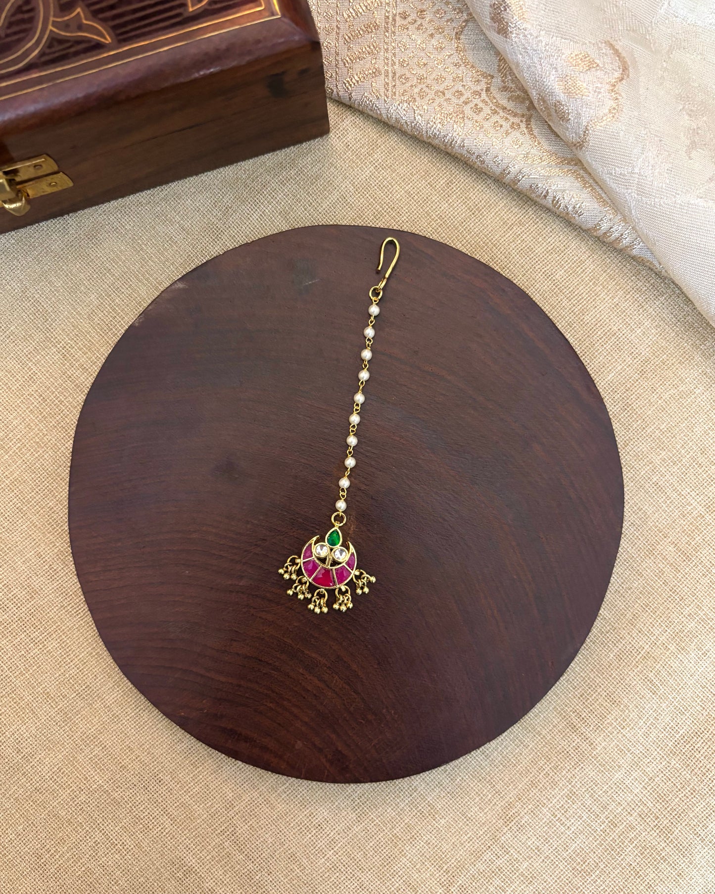 Jadau Kundan Maang Tikka with Pearl Chain | MT088