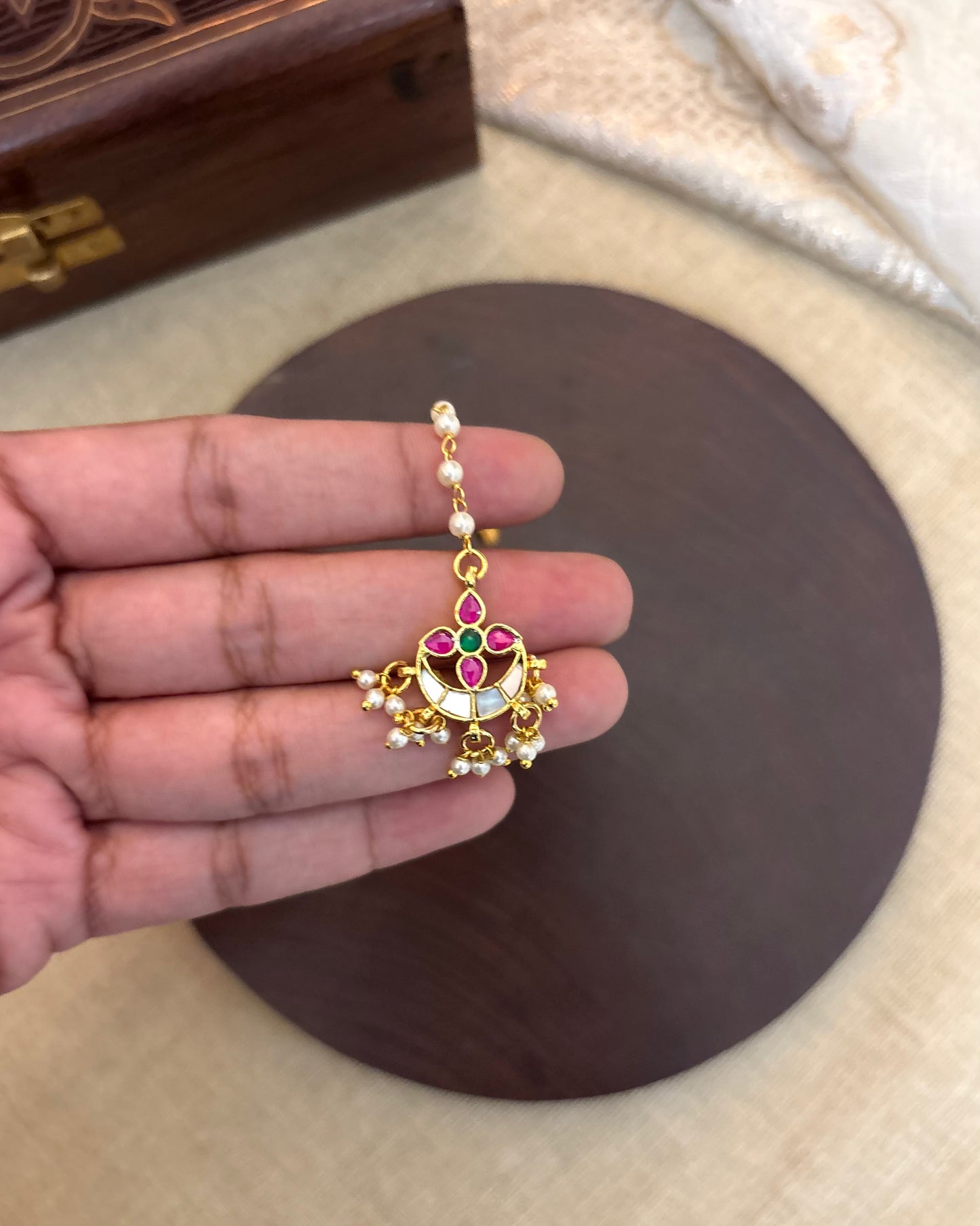 Jadau Kundan Maang Tikka with Pearl Chain | MT089