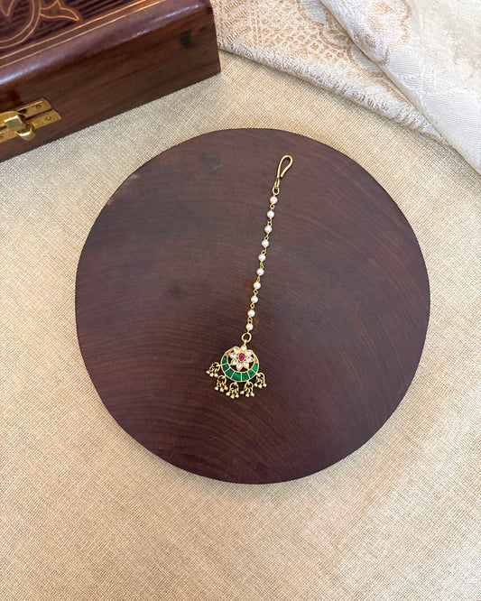 Jadau Kundan Floral Maang Tikka with Pearl Chain | MT090