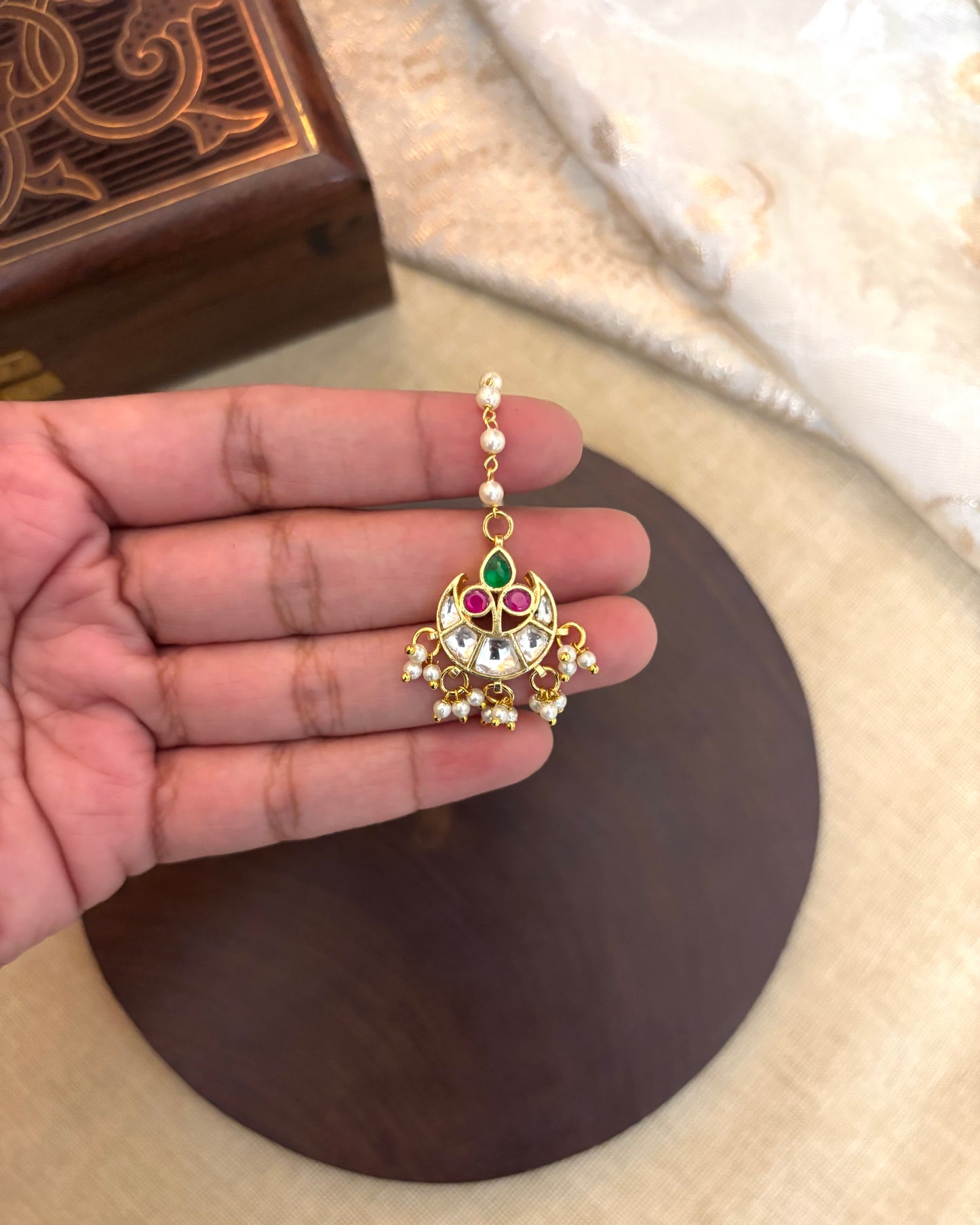 Jadau Kundan Floral Maang Tikka with Pearl Chain | MT094