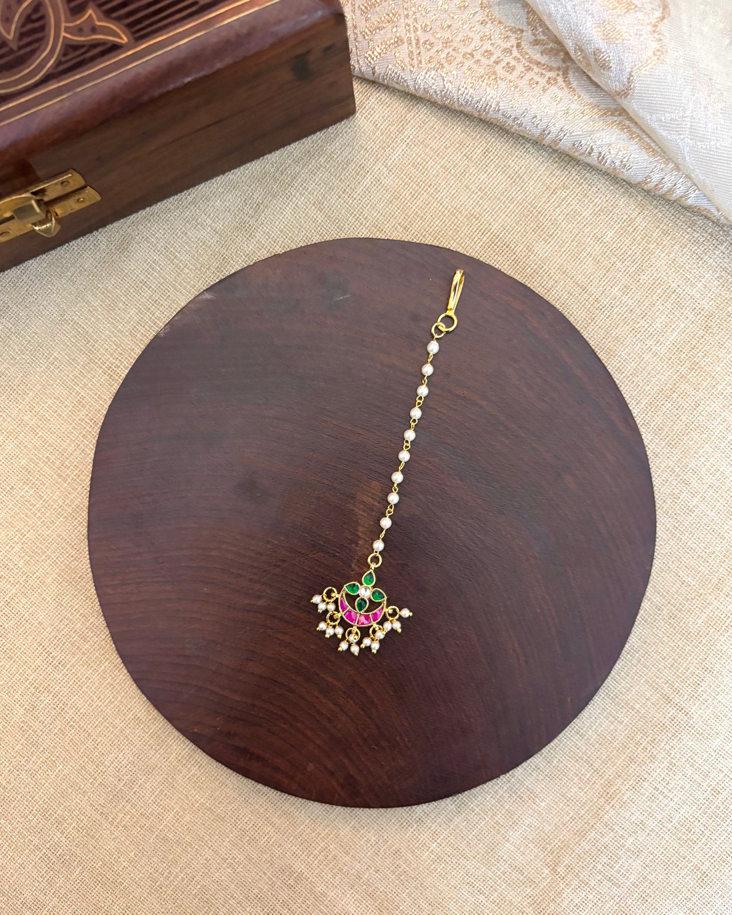 Jadau Kundan Maang Tikka with Pearl Chain | MT093