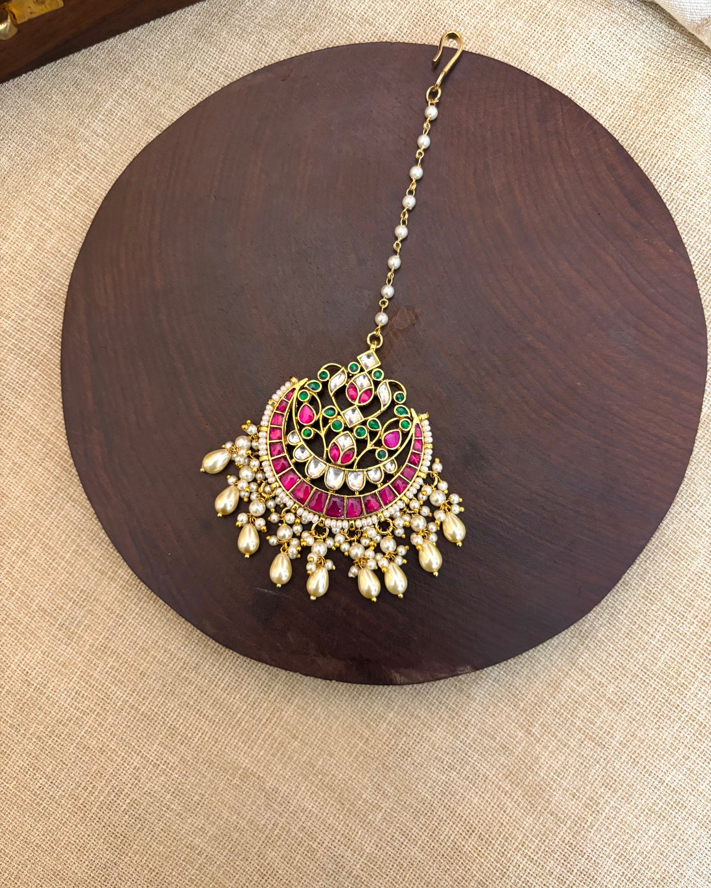 Jadau Kundan Lotus Motif Gold-Plated Maang Tikka | MT083