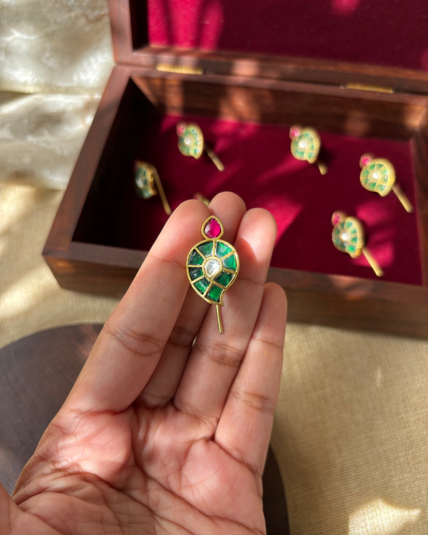 Green Jadau Kundan Mango Hair Pin | HA118