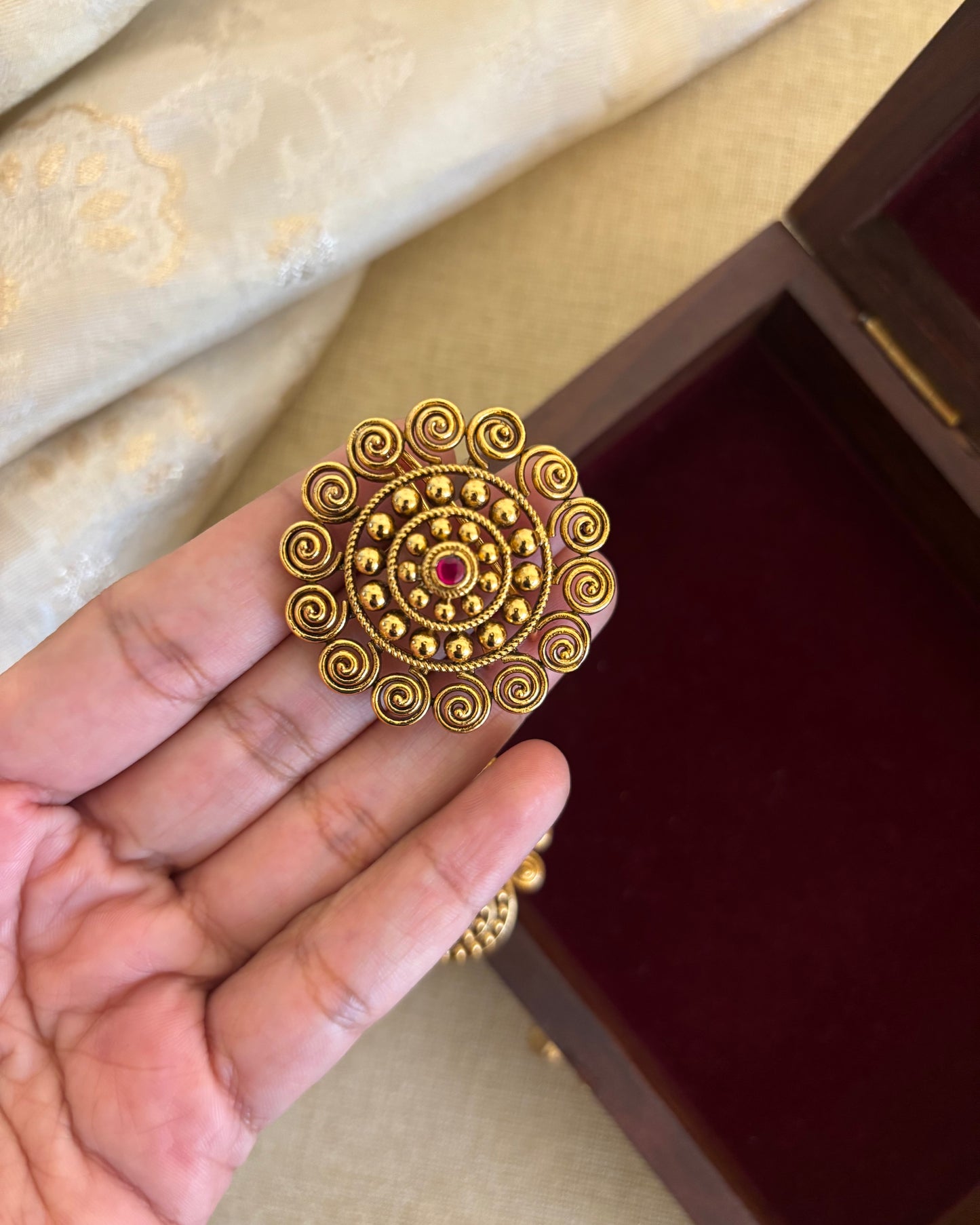 Antqiue Sun & Moon Hair Accessory – Traditional Set | HA341