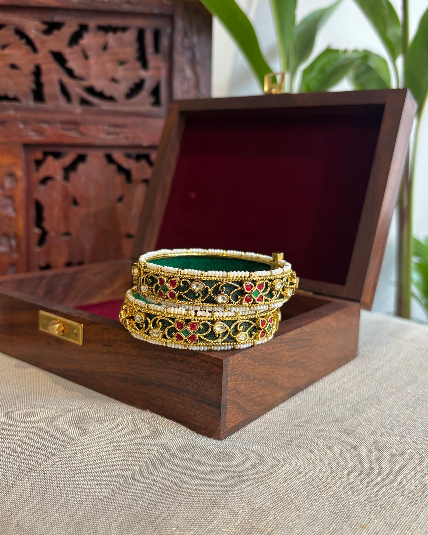 Handcrafted Green Jadau Kundan Bangles | Gold Plated BA017