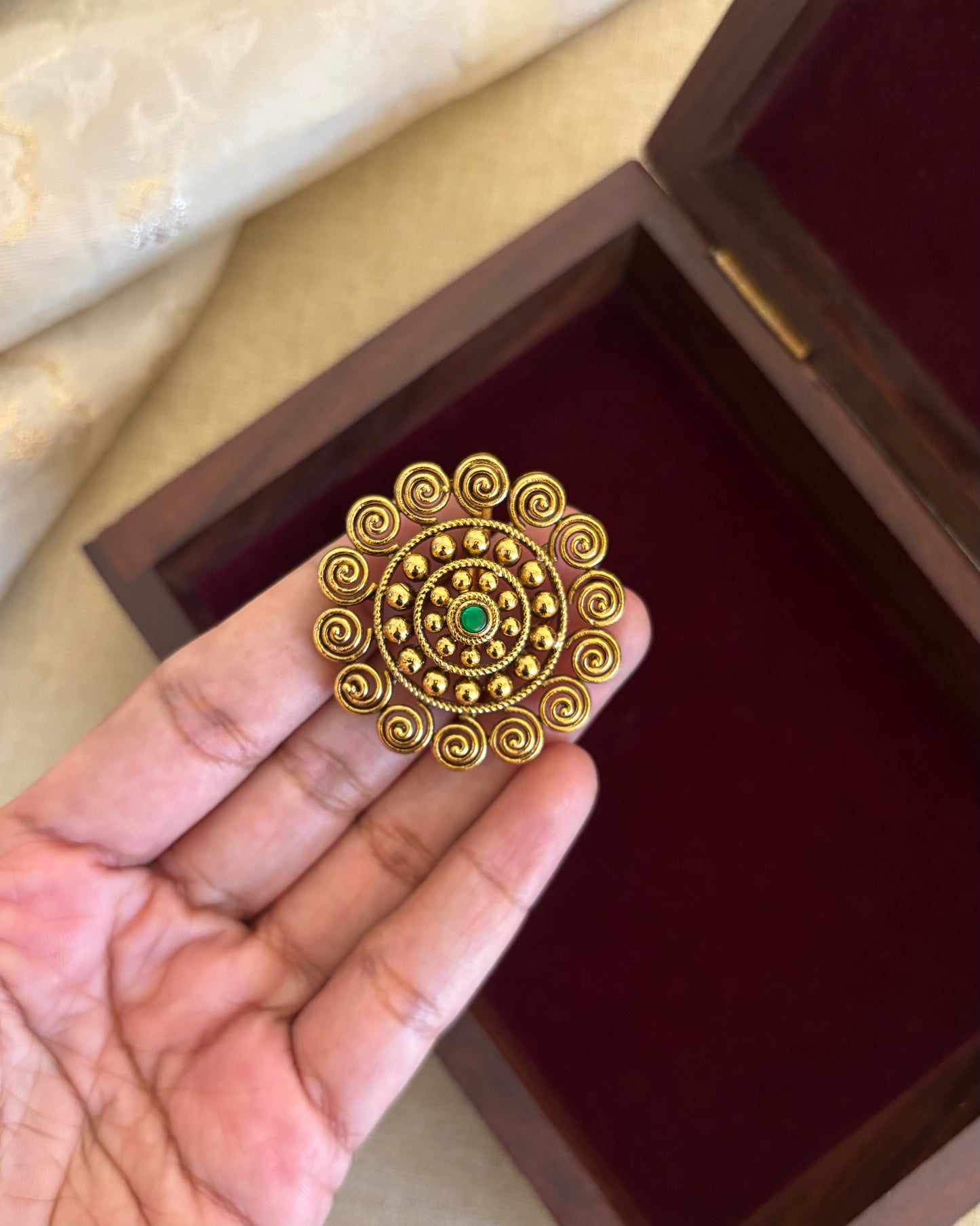Antqiue Sun & Moon Hair Accessory – Traditional Set | HA340