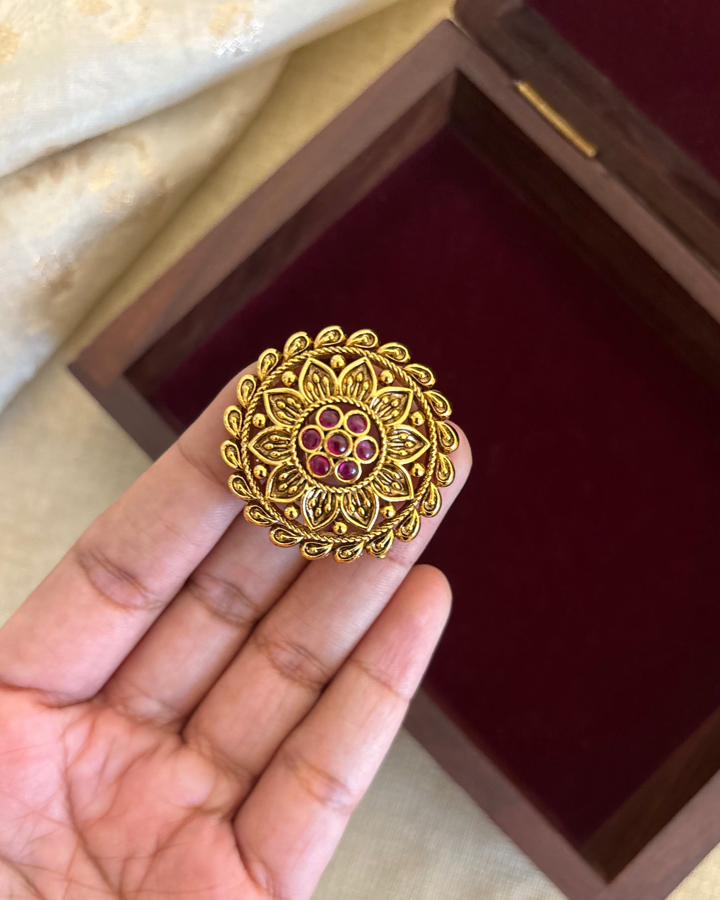 Antqiue Sun & Moon Hair Accessory – Traditional Set | Ruby | HA343