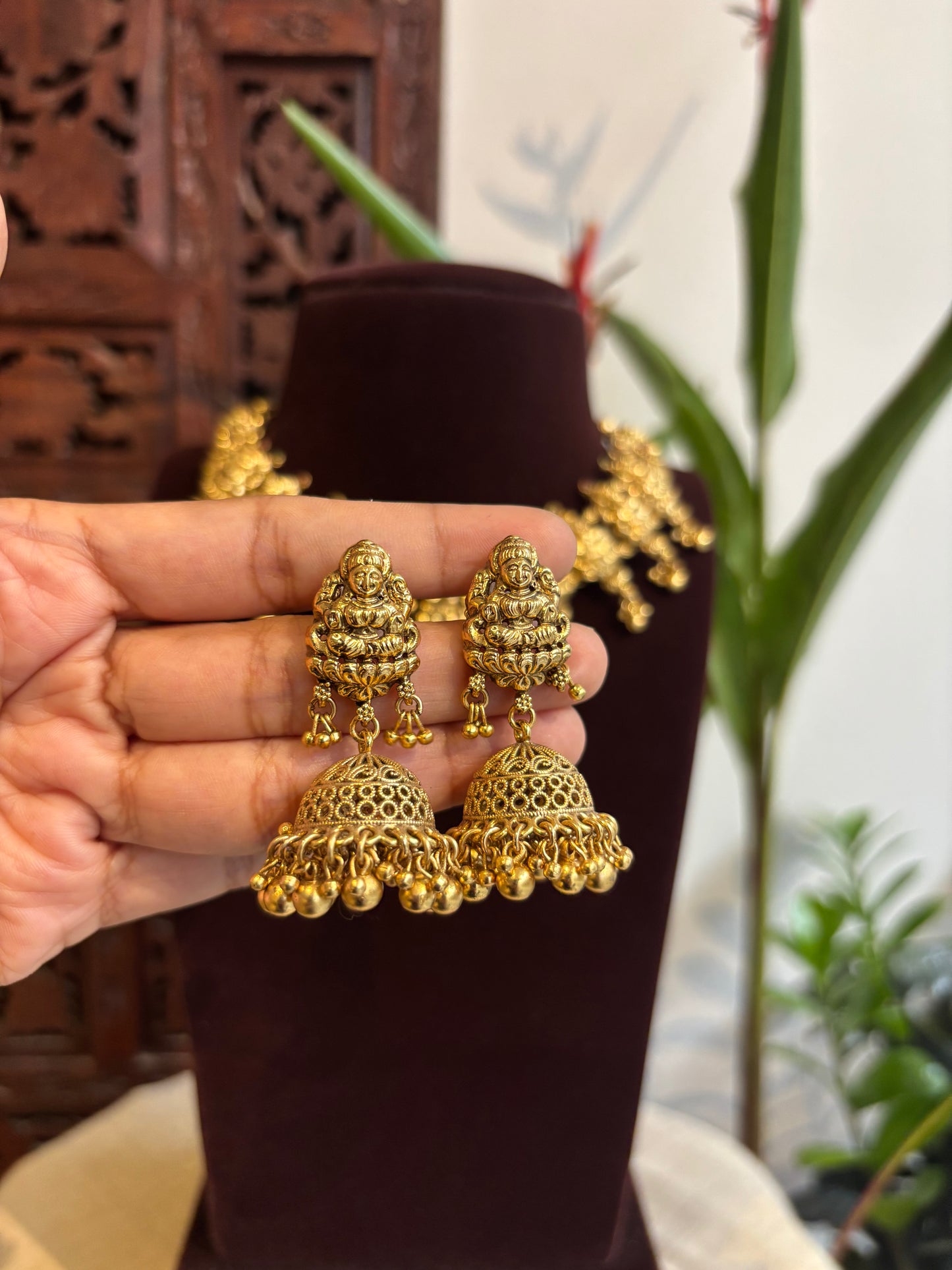 Lakshmi Gold-Finish Temple Necklace Set with Earrings | NC201