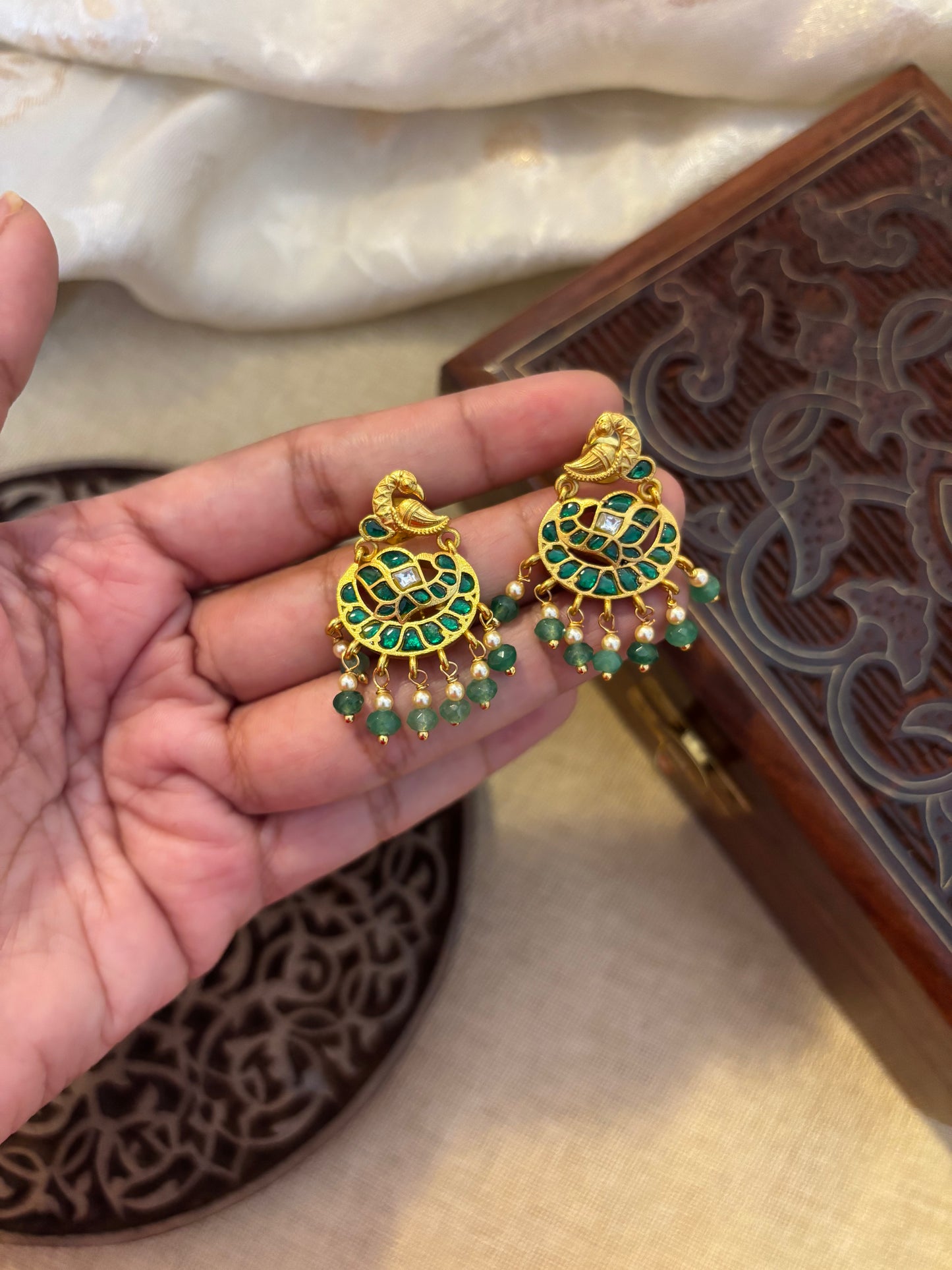Peacock : Green Jadau Kundan Stud Earrings | ER093